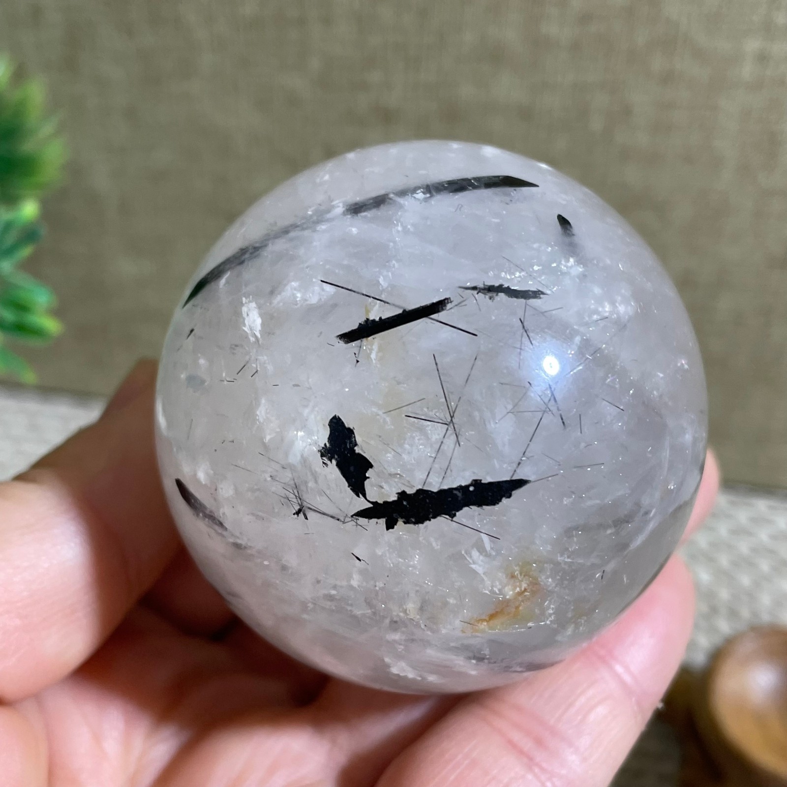 220g Electric stone hand polished ball spiritual decoration