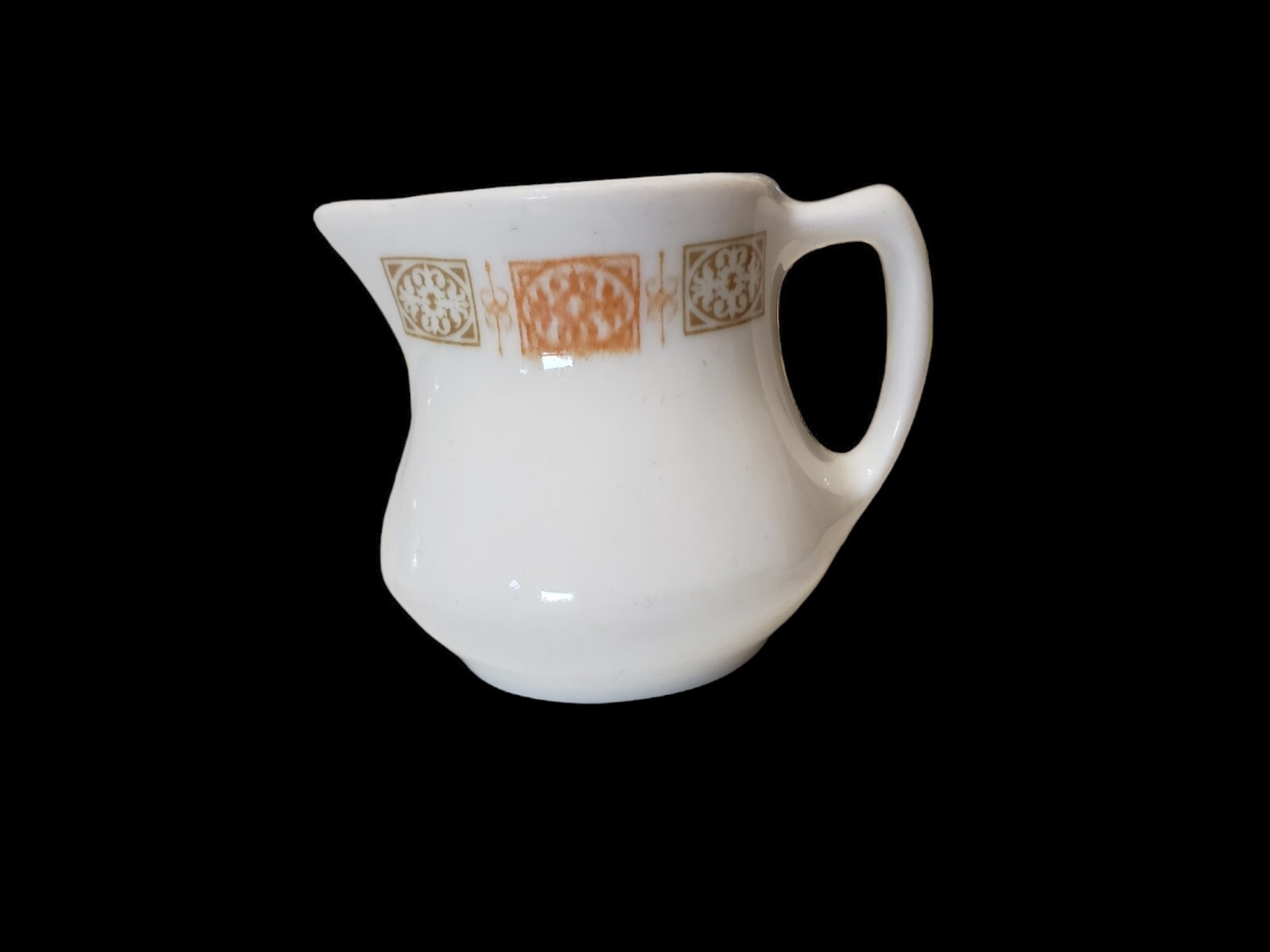 SHENANGO INDIVIDUAL CREAMER 2-1/2 INCH-RESTAURANT WARE