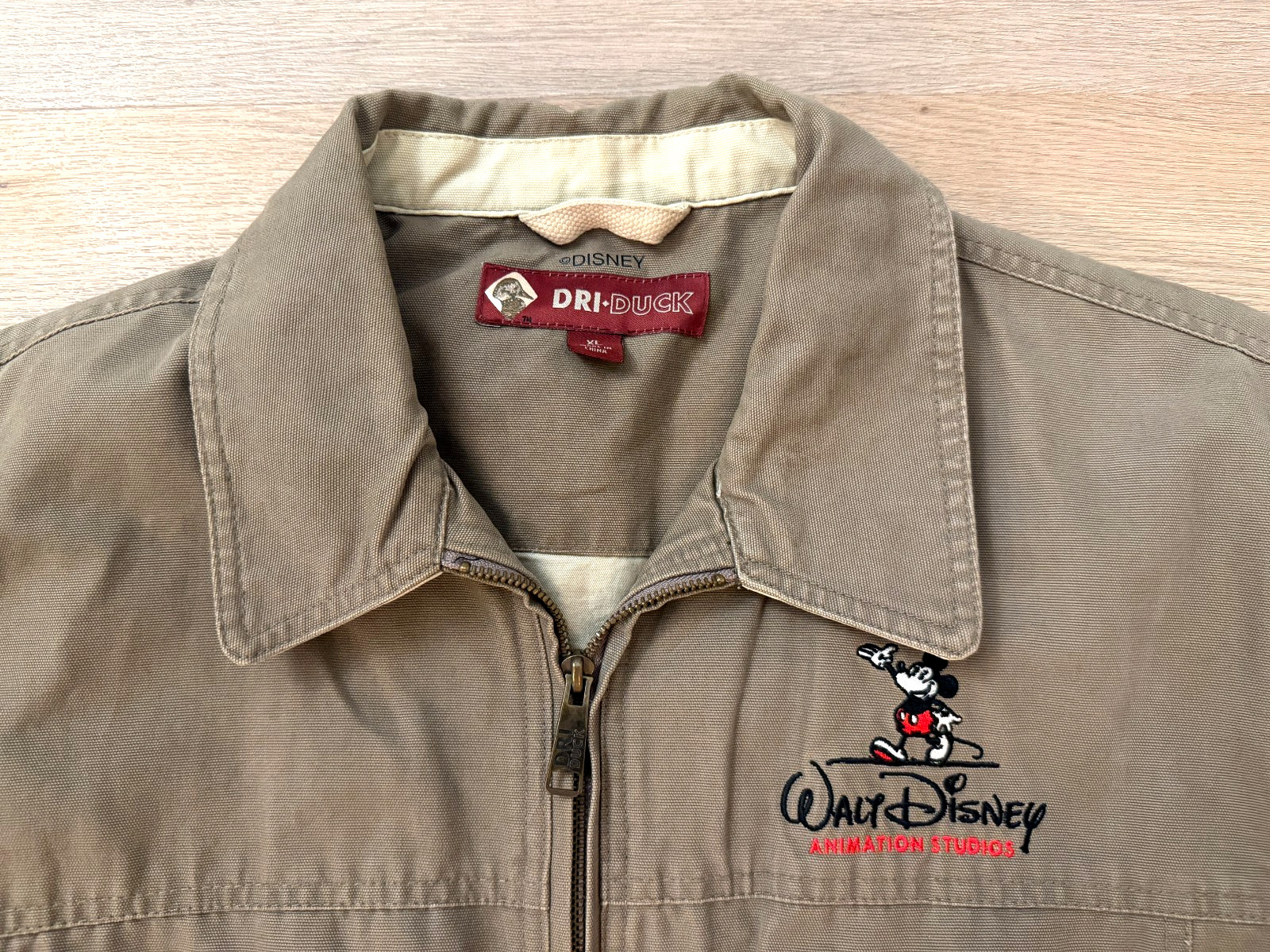 MEN\'S Disney Animation Studio Cast Member Tan Canvas Embroidered Logo Jacket XL