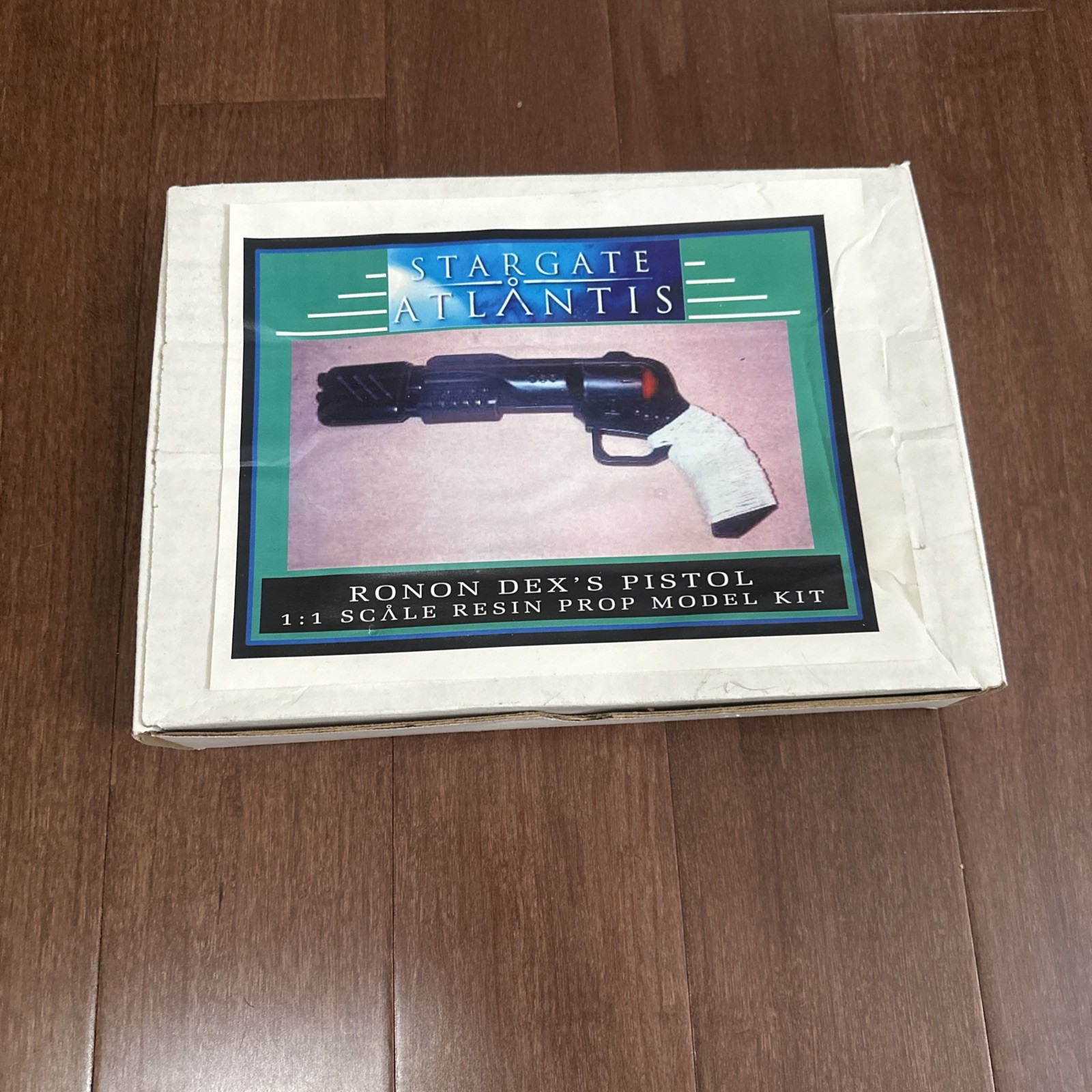 Ronon Dex’s Pistol Particle Magnum Stargate 1:1 Scale Atlantis Model Prop Kit