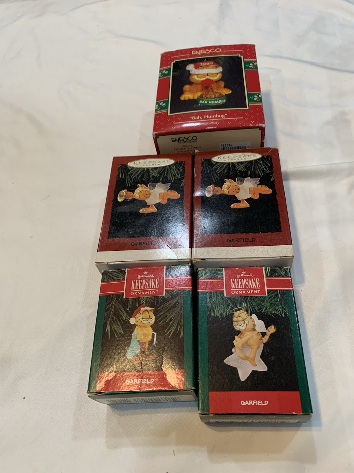 Hallmark Lot Of 5 Garfield Christmas Ornaments
