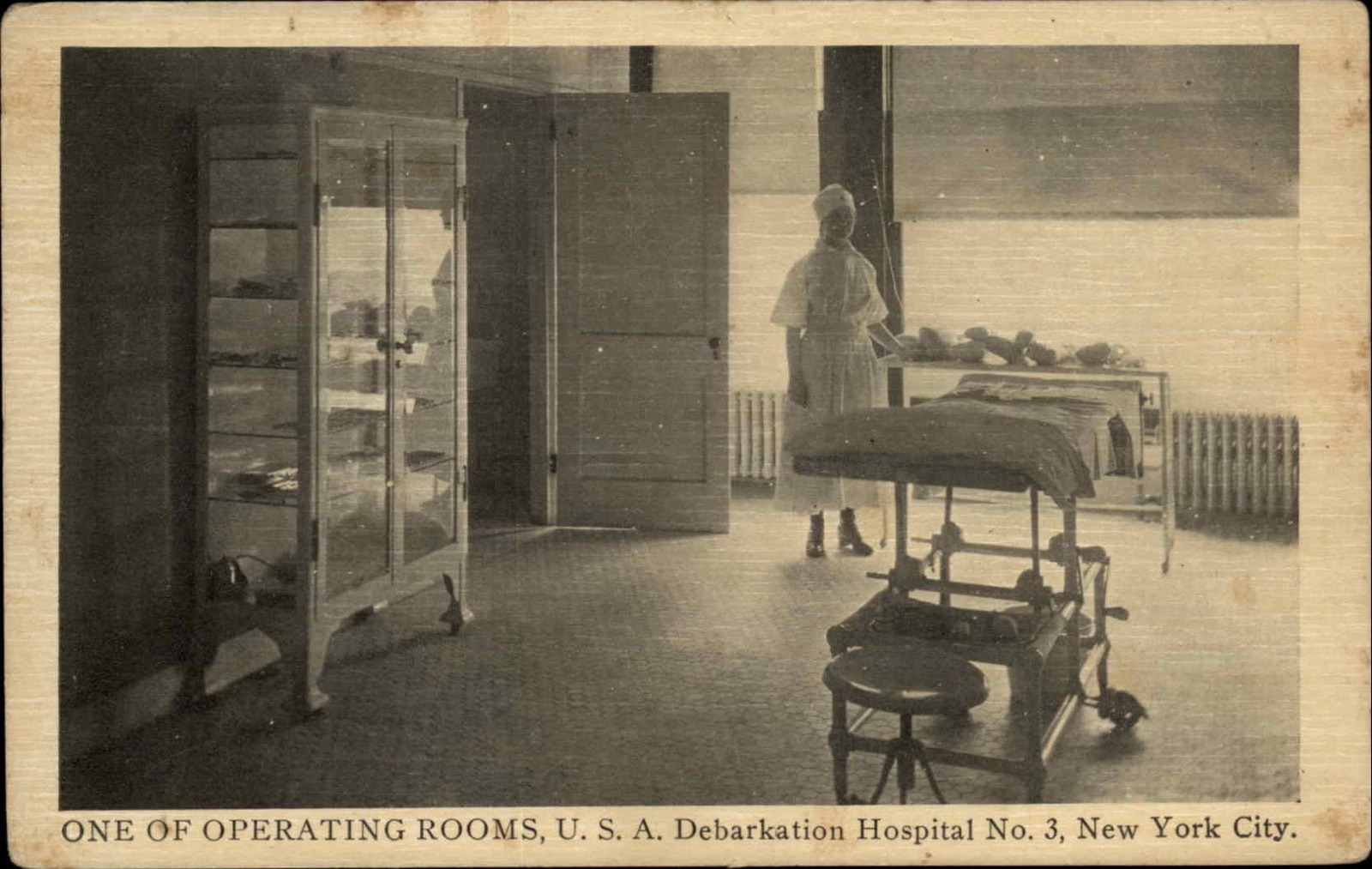 New York City Debarkation Hospital Operating Room c1910-20 Postcard