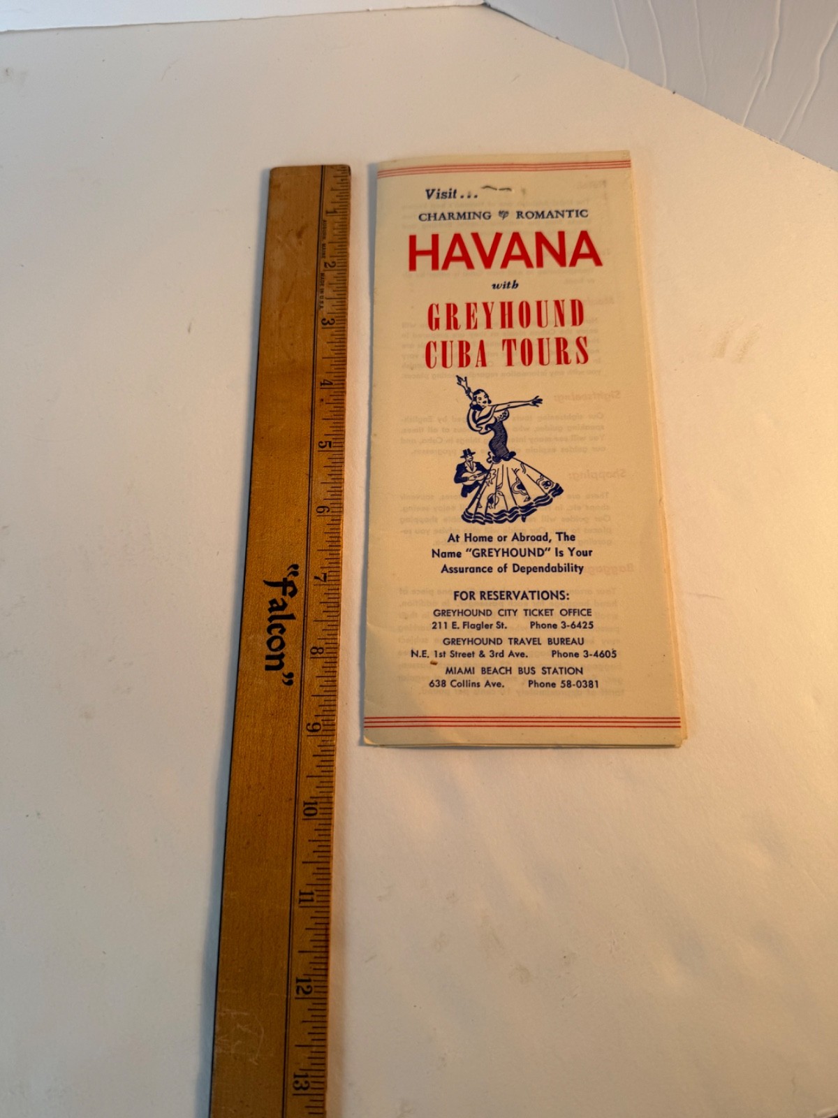 VINTAGE GREYHOUND TRAVEL  BROCHURE HAVANA CUBA ILLUSTRATED