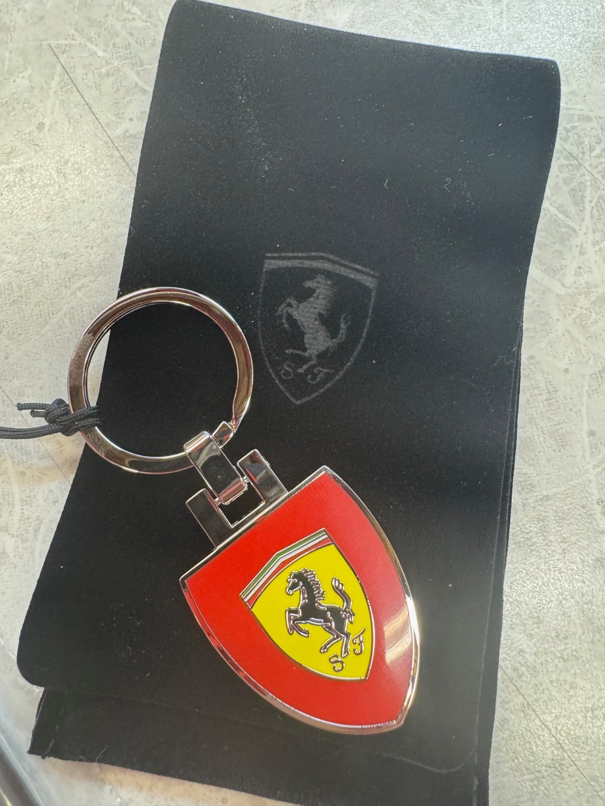 Ferrari Scuderia Keyring #270077066 w/ Velvety Black Ferrari Pouch Ferrari Scuderia Keyring #270077066 w/ Velvety Black Ferrari Pouch