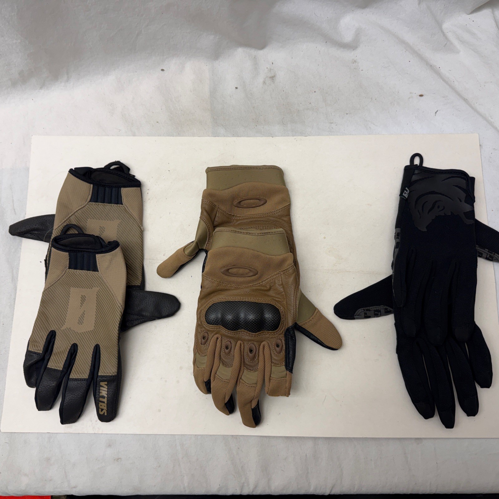 Lot X 3 Pair Oakley Pilot, PIG Delta, Viktos Leo Gloves Medium Cool Guy Tactical