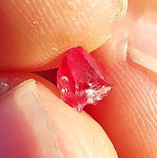 RARE FIERY GEM RHODONITE FROM MORRO DA MINA MINE, BRAZIL
