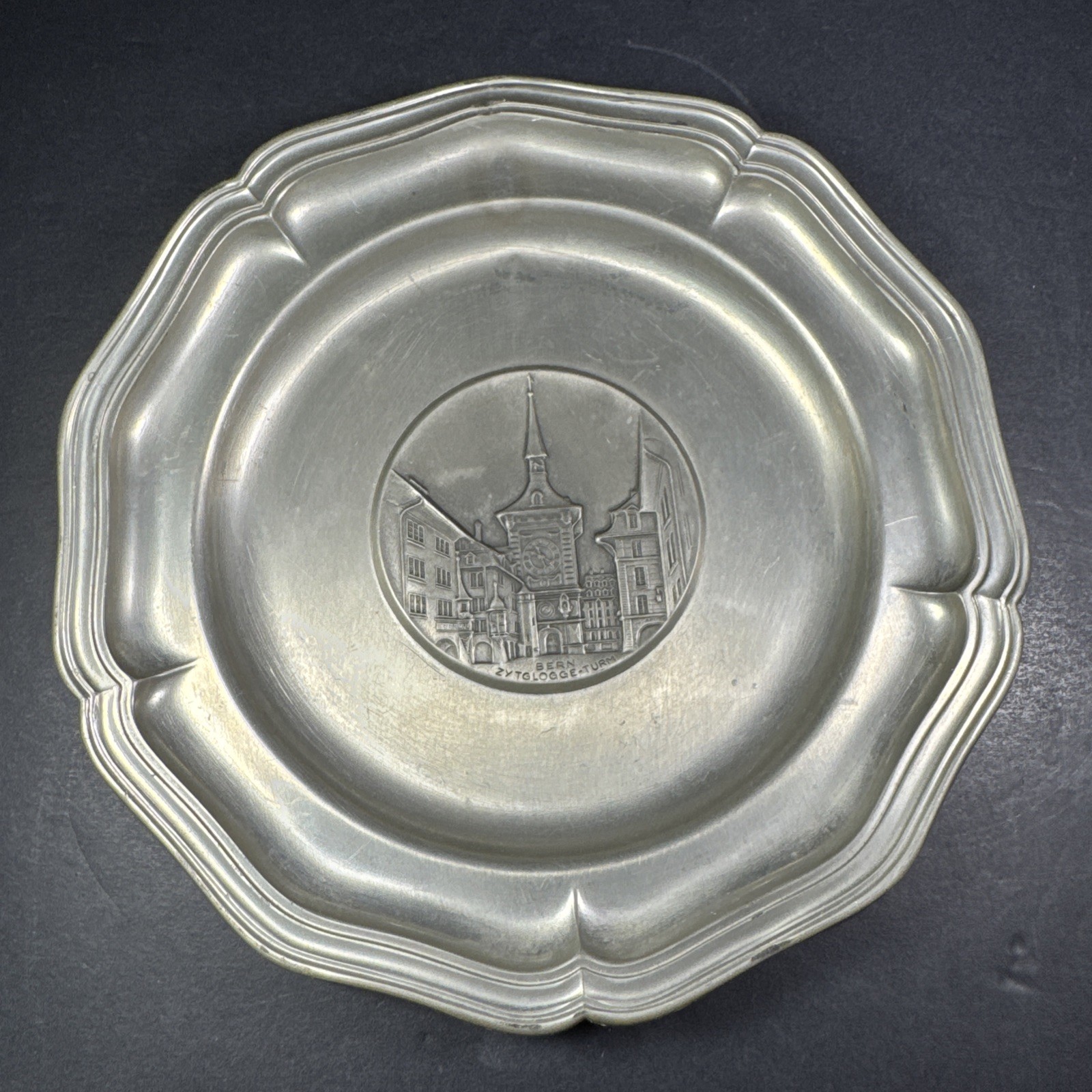 Vintage SIGG Pewter Bern Zytglogge Wall Decor Souvenir Plate 7.75” Scallop Edge