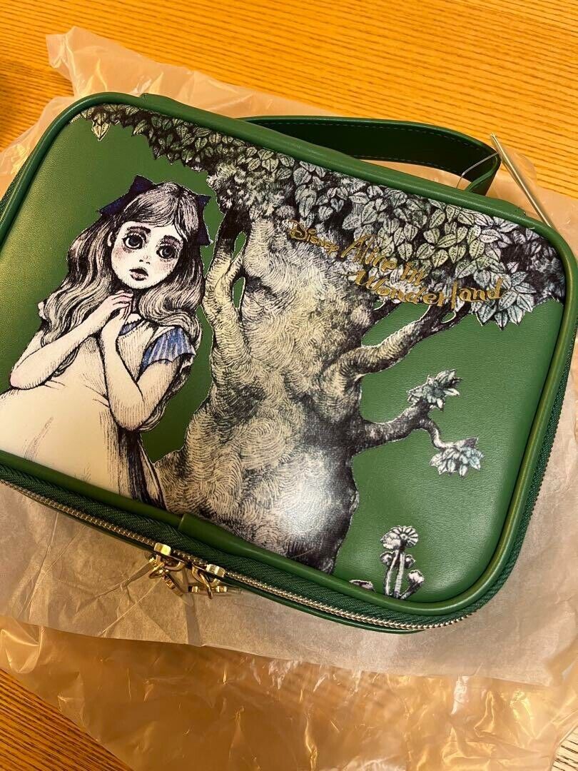 Yuko Higuchi Alice In Wonderland Vanity Pouch Disney Artist Collection NEW