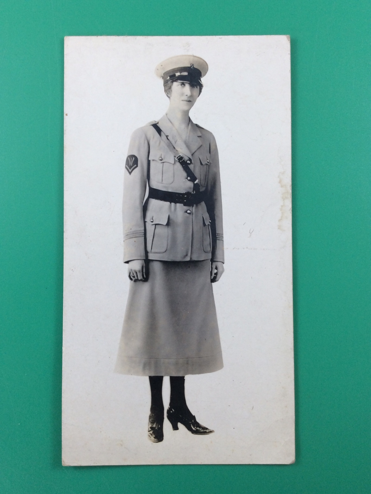 WWI WWII Portrait British Woman Dress Uniform Army Photo - Rare