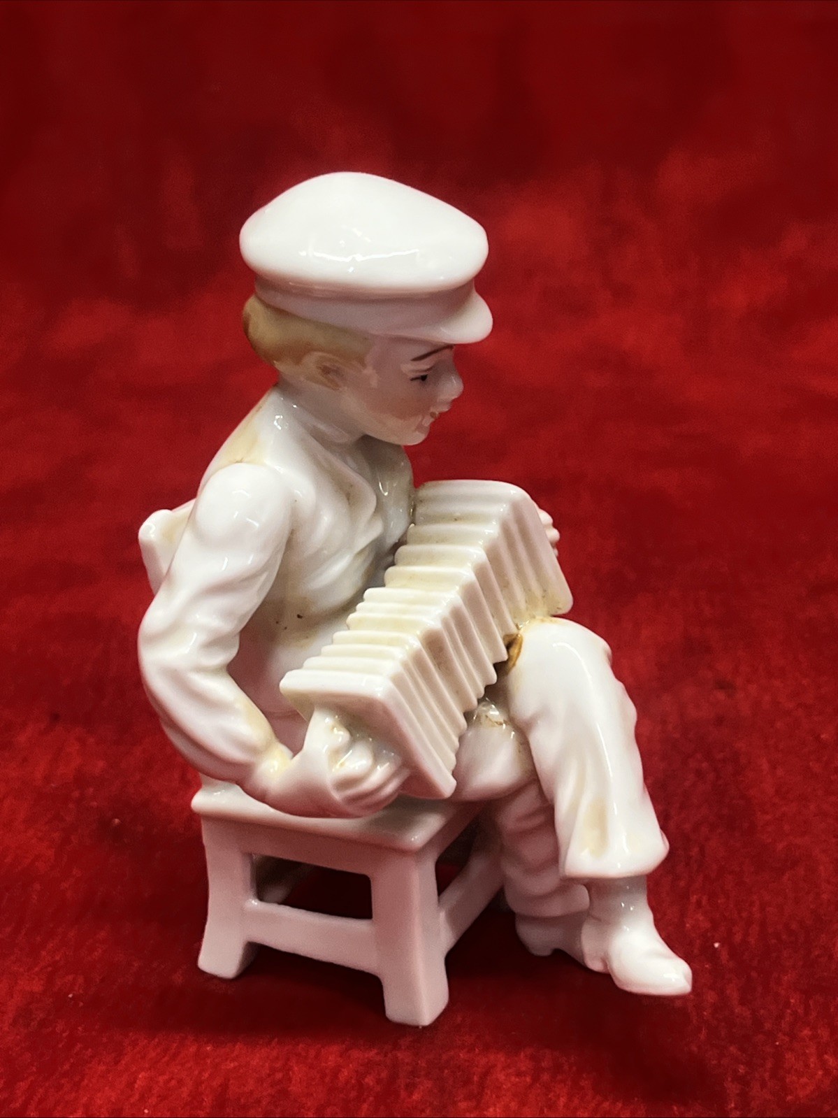 VINTAGE FIGURINE PLAYING ACCORDION SITTING CHAIR - MADE IN JAPAN