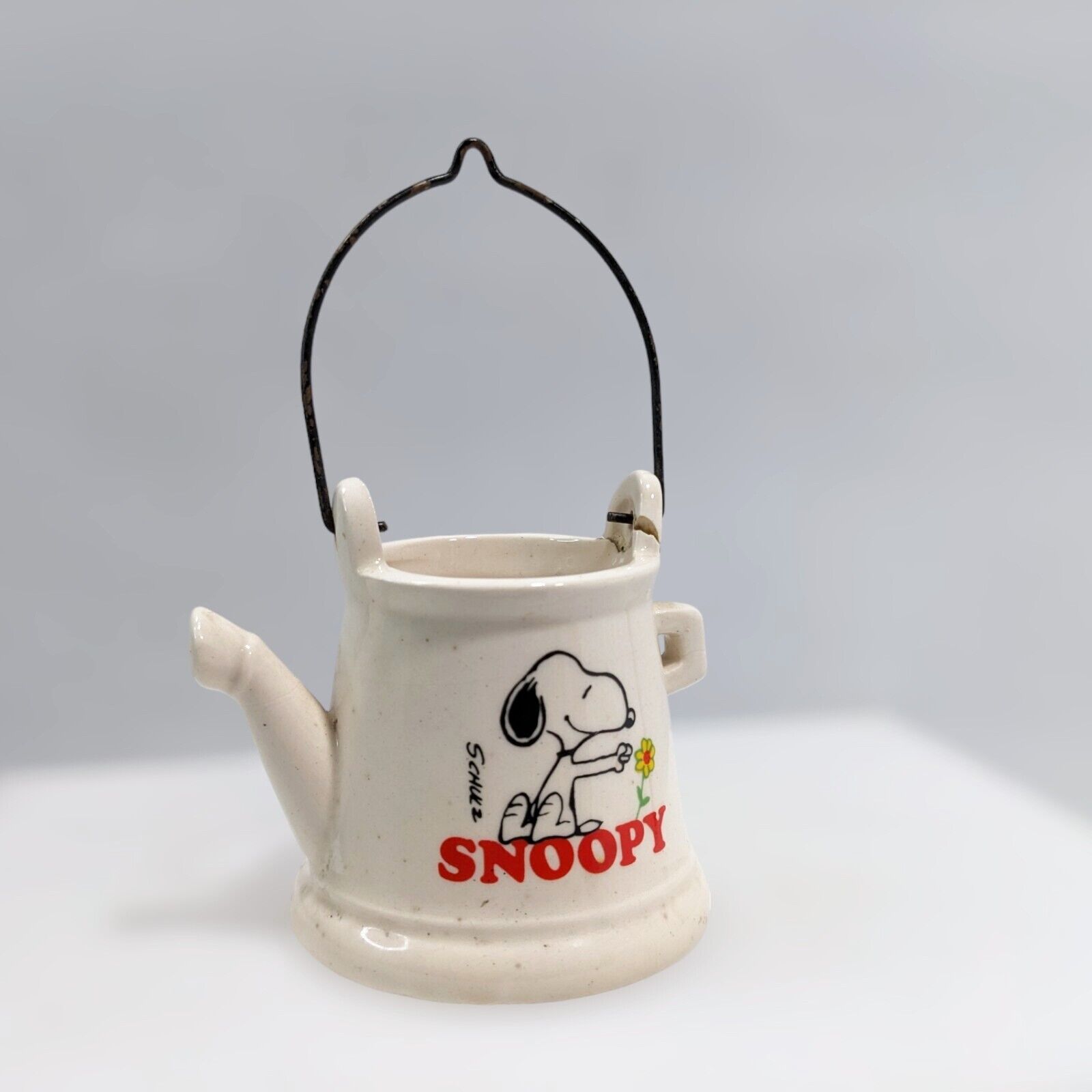 Vintage Snoopy series Ceramic mini water pail Determined productions 1975