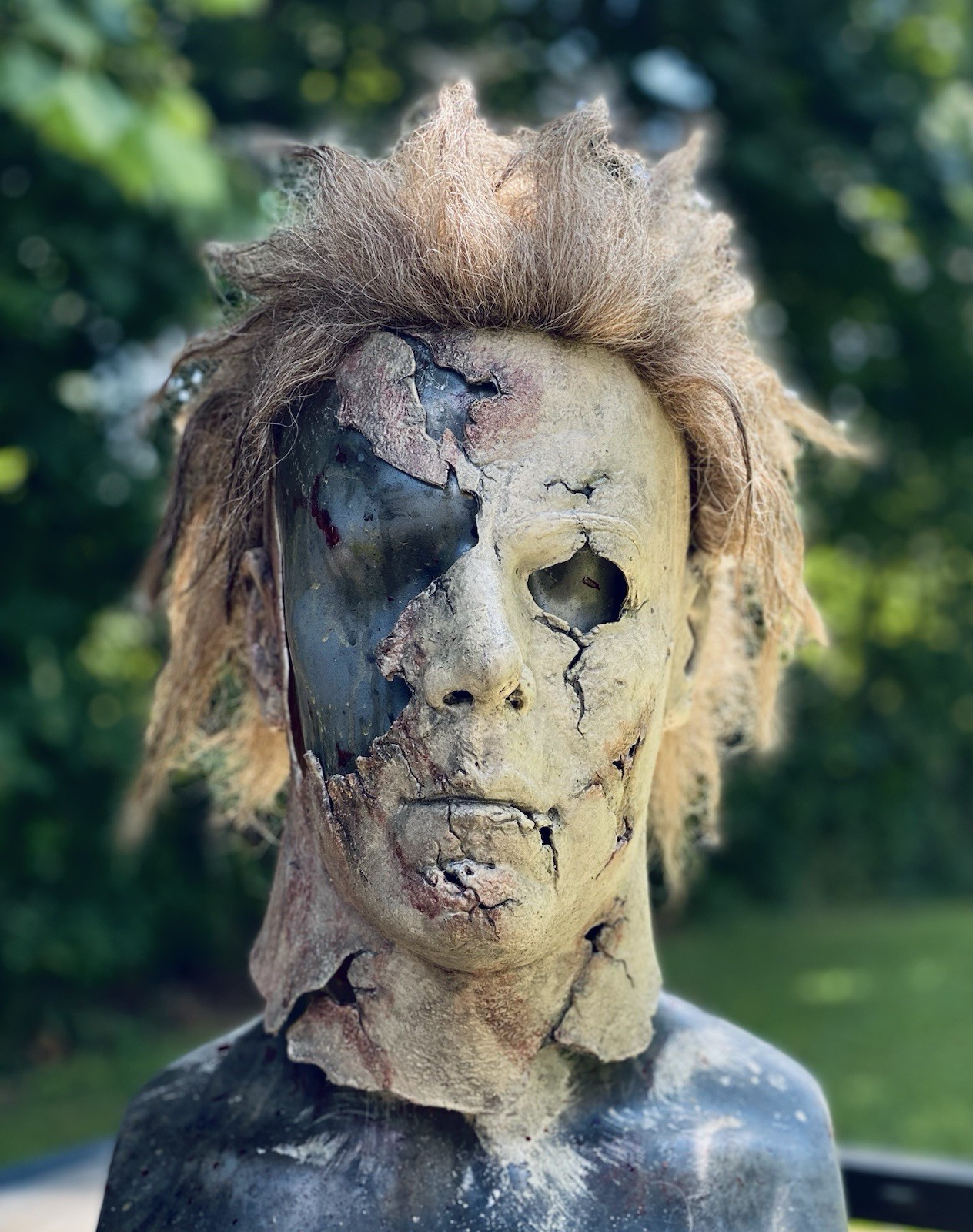 Trick Or Treat Studios Rob Zombie’s Halloween 2 Michael Myers Half Mask Rehauled