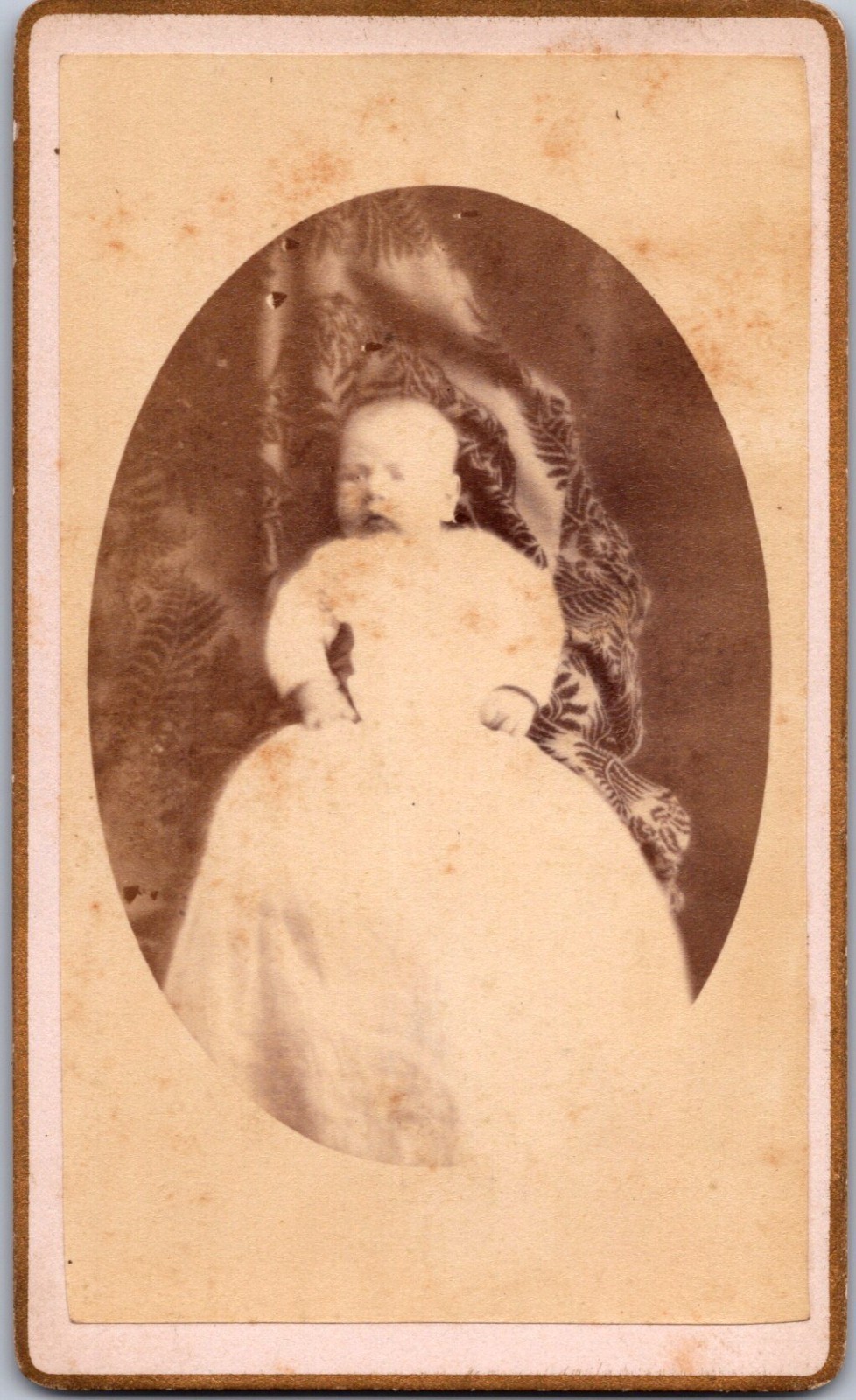 PH3250 Hidden Mother Baby Child Weird Unusual Creepy Image CDV Photo