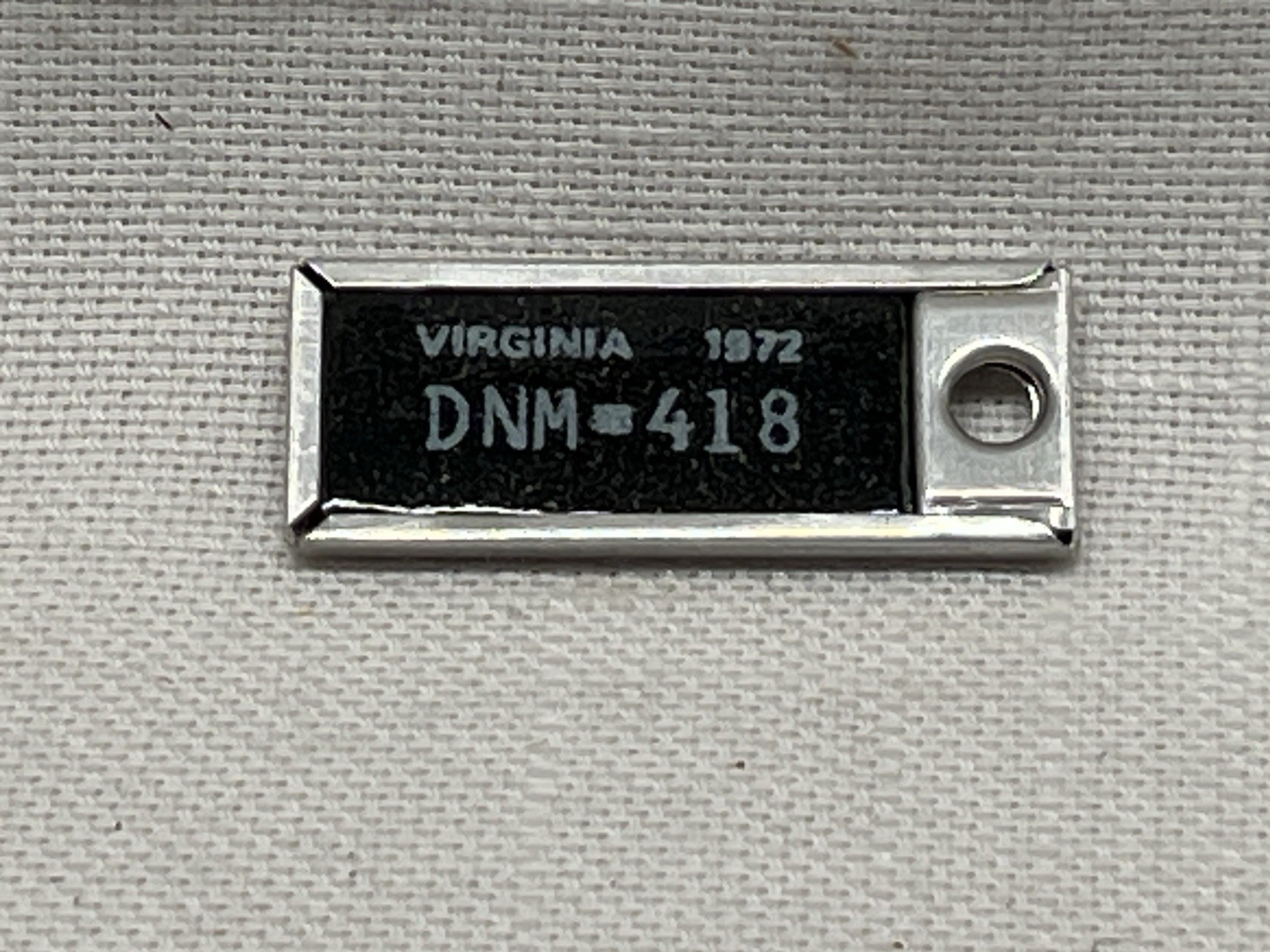 Vintage Virgina Disabled Veterans Mini 1972 License Plate DAV Key Chain Tag