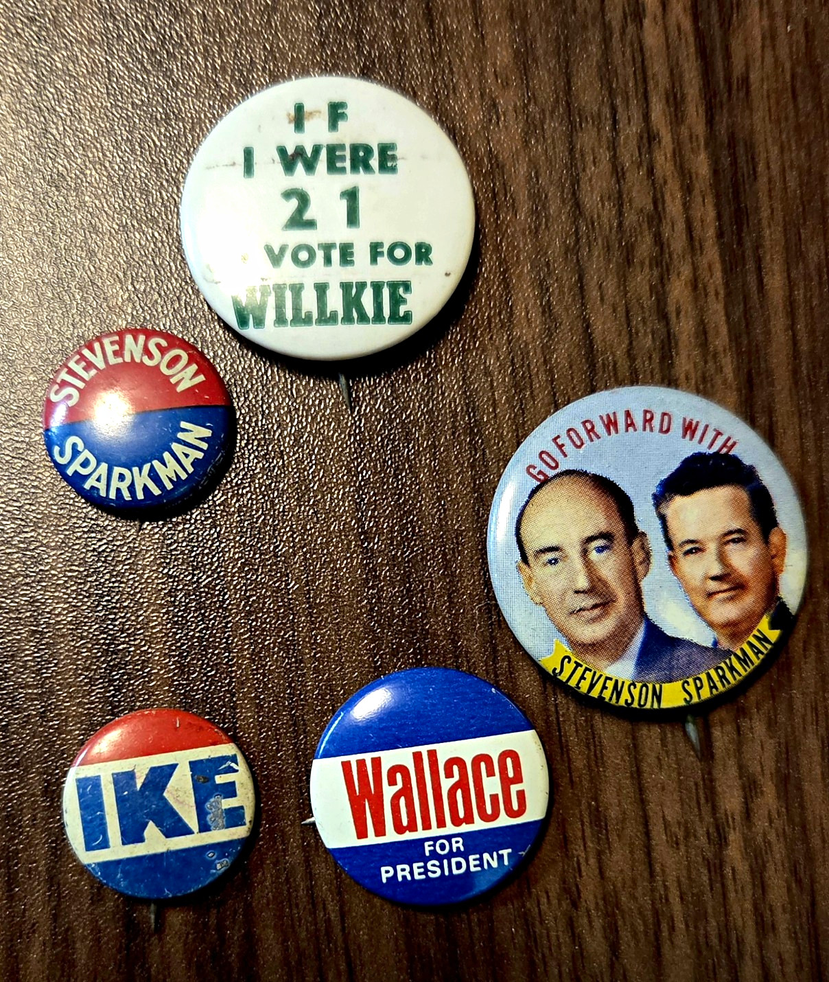Lot of 5 Vintage Political Campaign Pinback Buttons 1940-1968 Lot of 5 Vintage Political Campaign Pinback Buttons 1940-1968