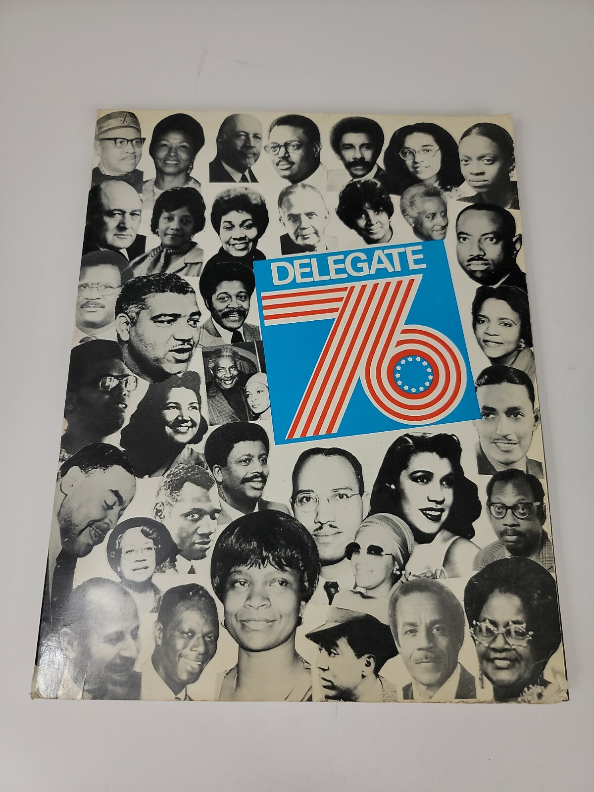 Bi-Centennial Edition Delegate 1976 76 Democratic Party Guide Book Magazine 