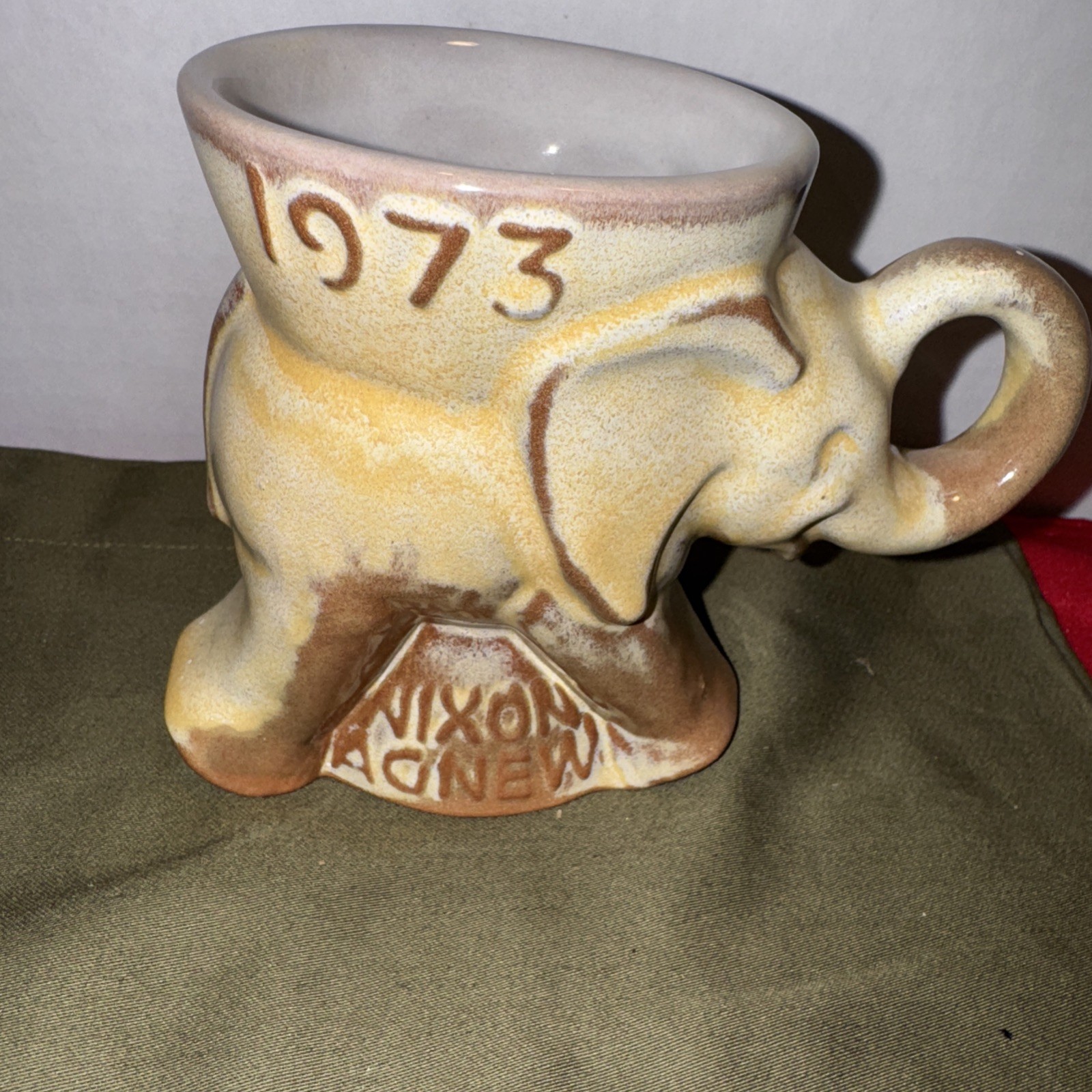 1973 Vintage Frankoma Pottery GOP Elephant Mug Nixon Agnew 4\ 1973 Vintage Frankoma Pottery GOP Elephant Mug Nixon Agnew 4\