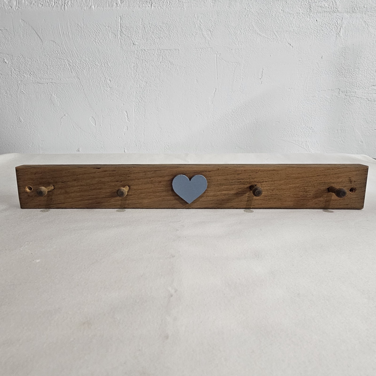Vintage Wooden Heart Peg Rack, 4 Peg Wall Hooks, Cottage Farmhouse Grandma Core