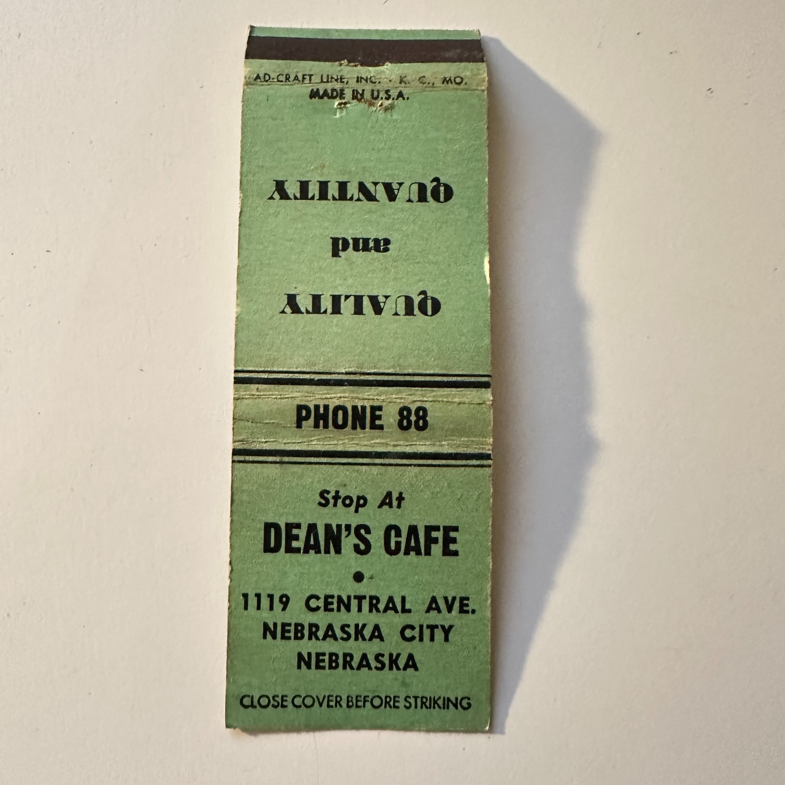 Dean\'s Cafe Nebraska City NE Vintage Matchbook Cover 5MB132-2
