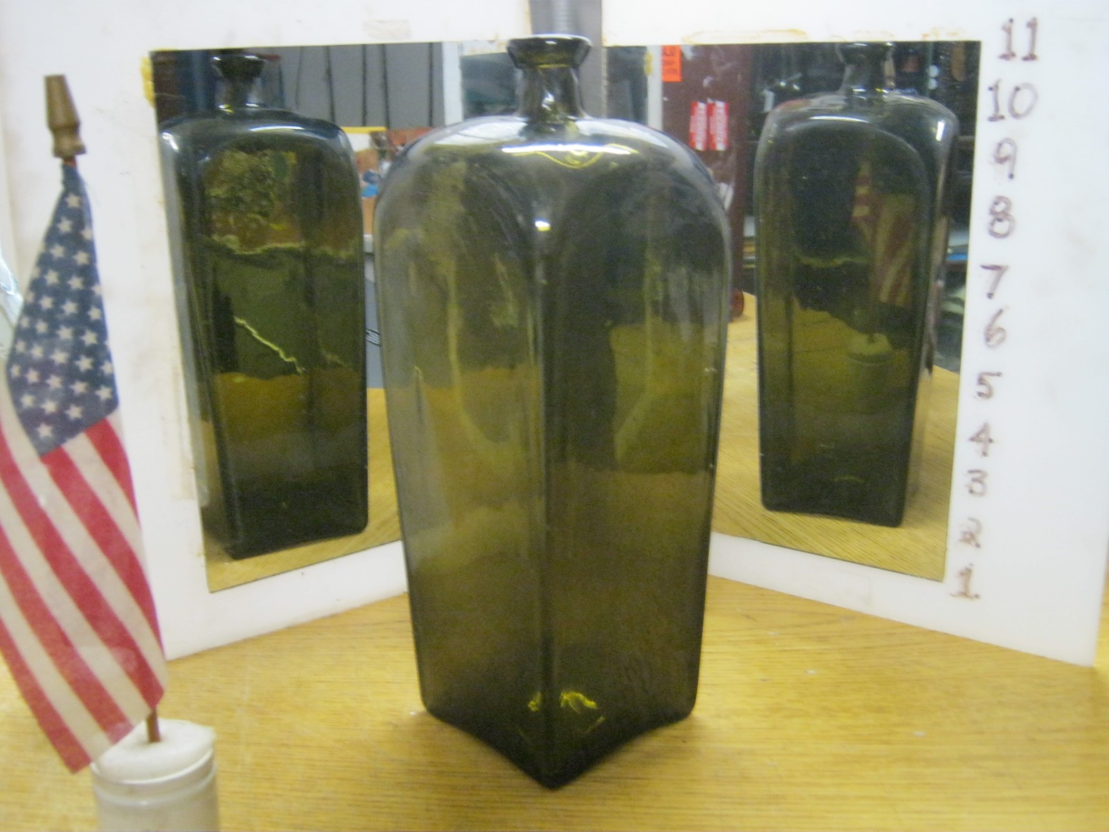 *MINT* 1840-60~FLORIDA KEYS~MAGNIFICENT~BLACK/OLIVE~PONTILED DUTCH CASE GIN.