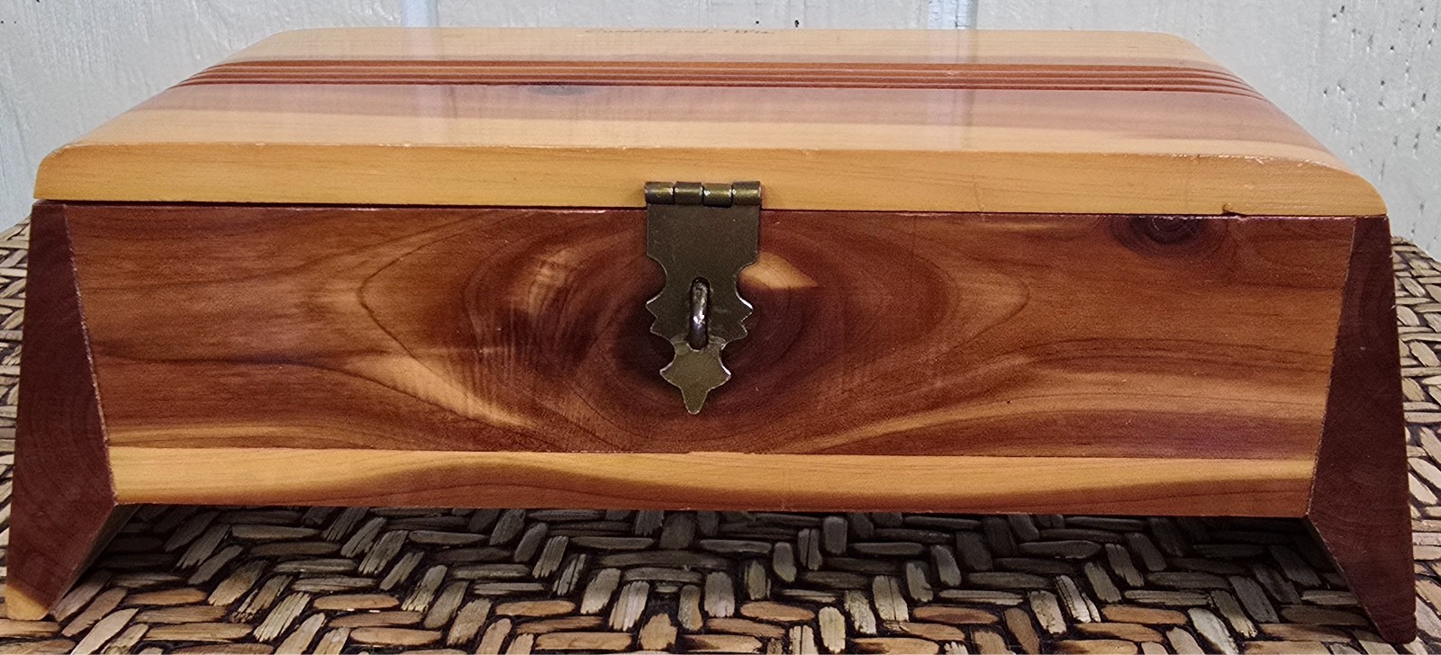 Wooden Cedar Box - Jewelry Trinkets Keepsakes *Insignia Cumberland, Wis.