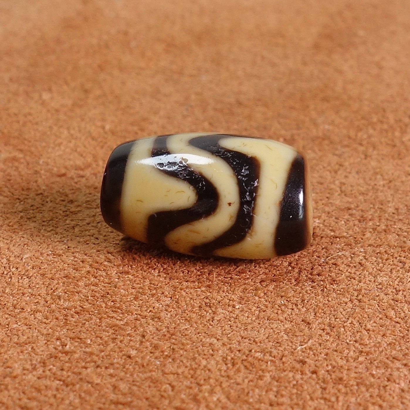 Ancient Tibetan Old Agate Dzi Bead Water Striped Amulet Pendant 18×11mm #9045