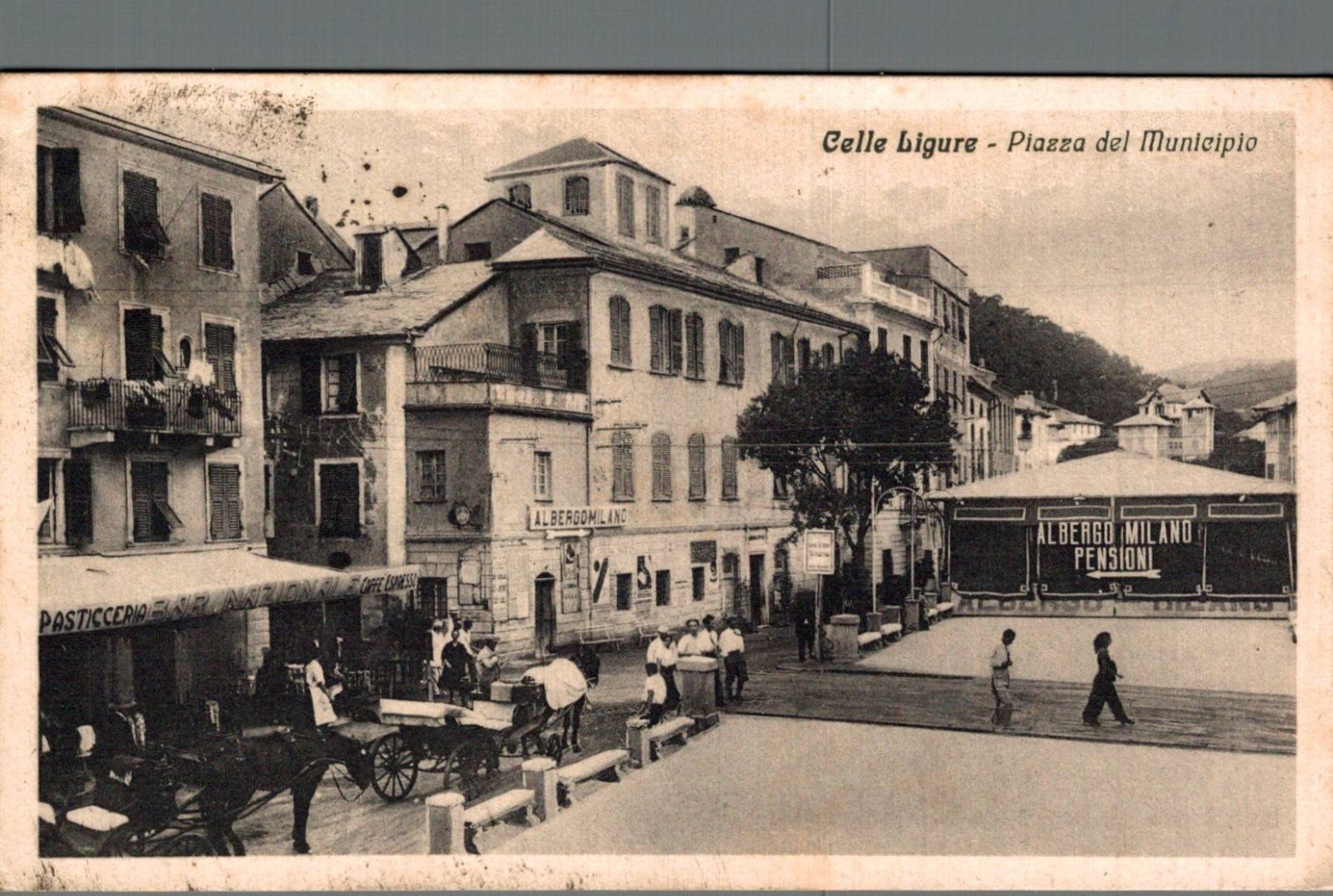 Savona Celle Ligure Piazza del Municipio F. small shipped franc. asp.