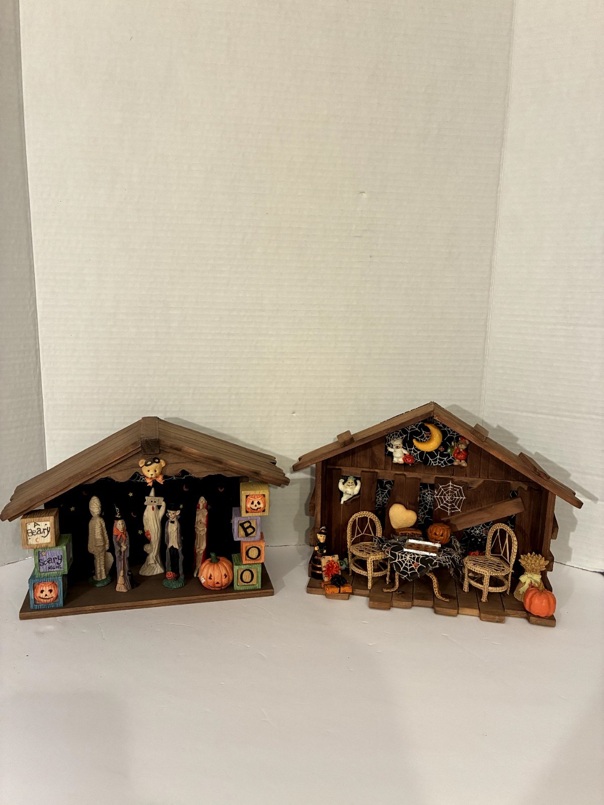 Halloween Wooden Houses Displays By Priscilla Hillman Enesco 1995