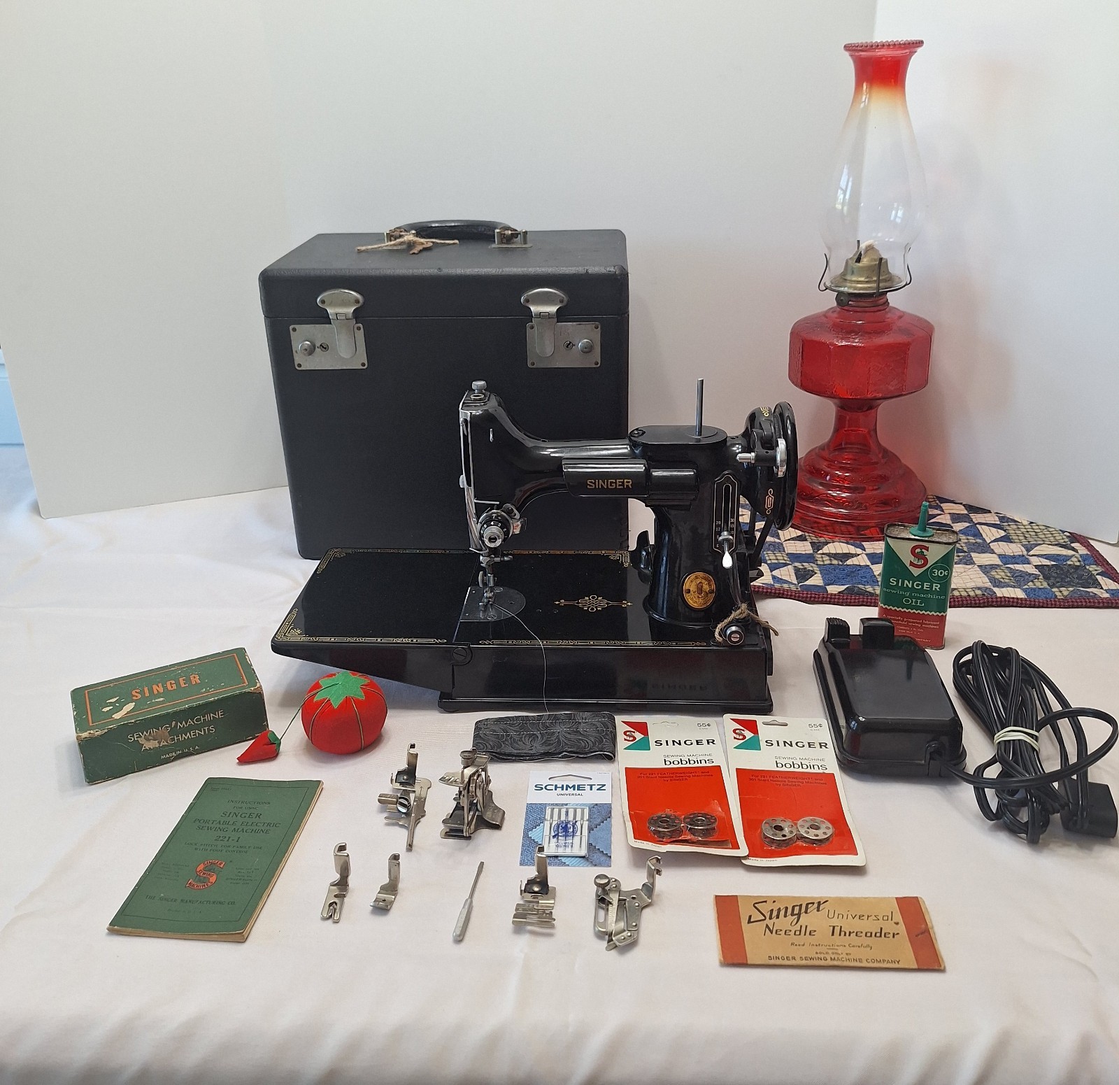 1948 Singer 221 Featherweight Sewing Machine SERVICED W. Case, Attachments Sews