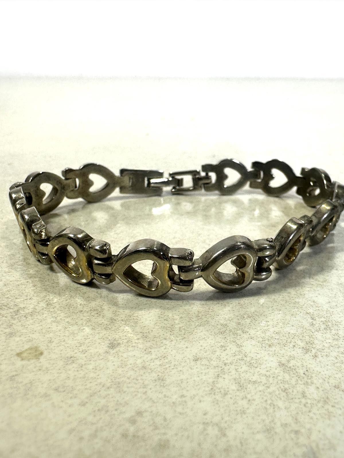 Vintage Y2K Vibes Two Tone Heart Link Bracelet Silver Tone 7.5”