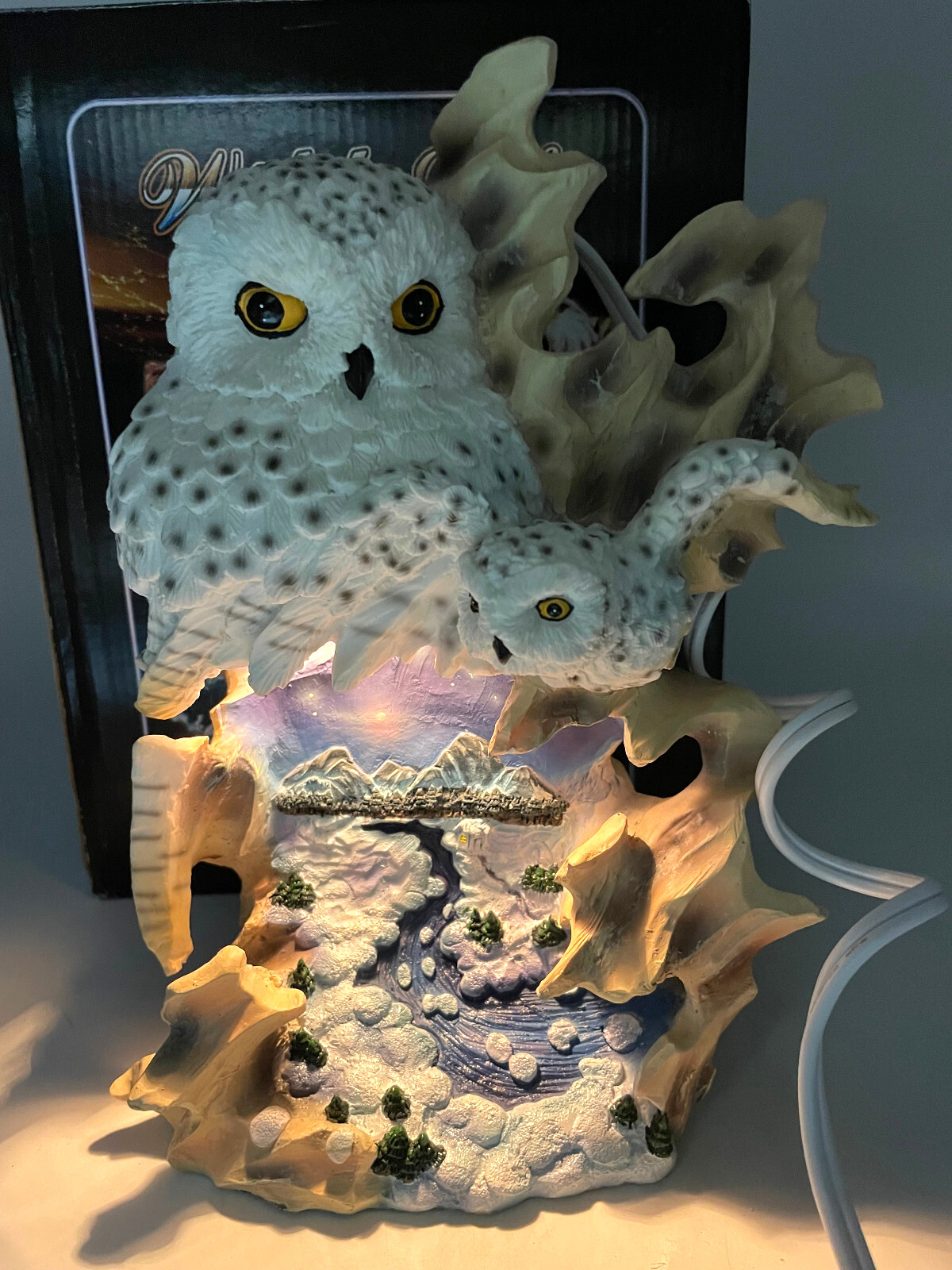 Artistry in Alabastrite - Double Snow Owl Light (10”) #SQ10