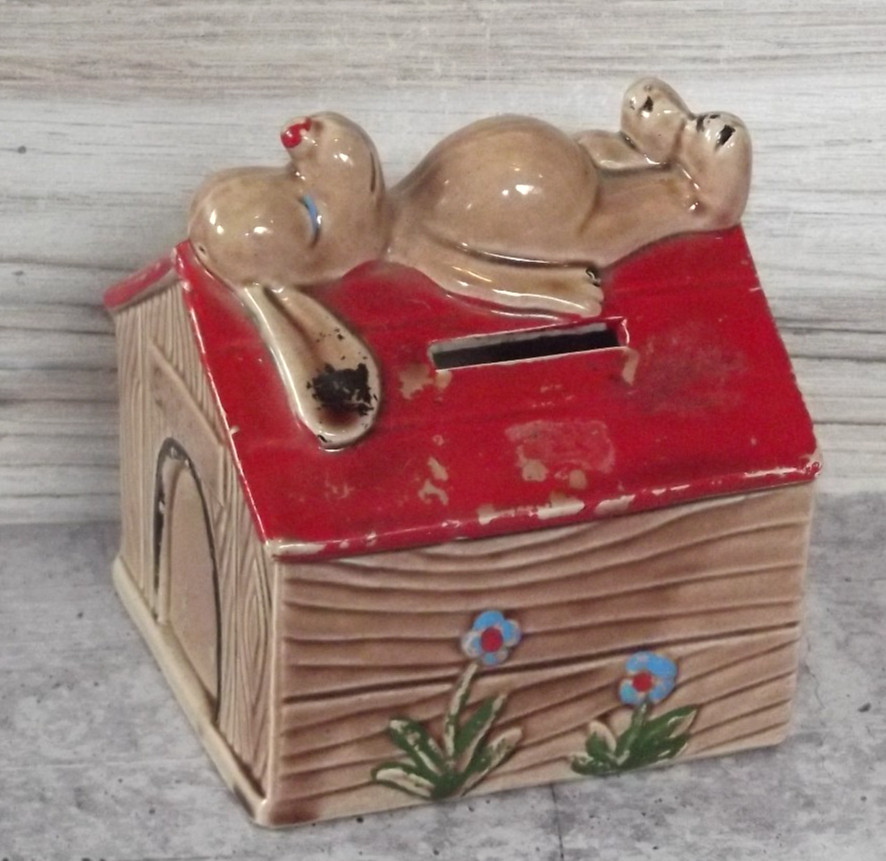 Vintage Ceramic dog-on-doghouse-roof coin bank, 4\