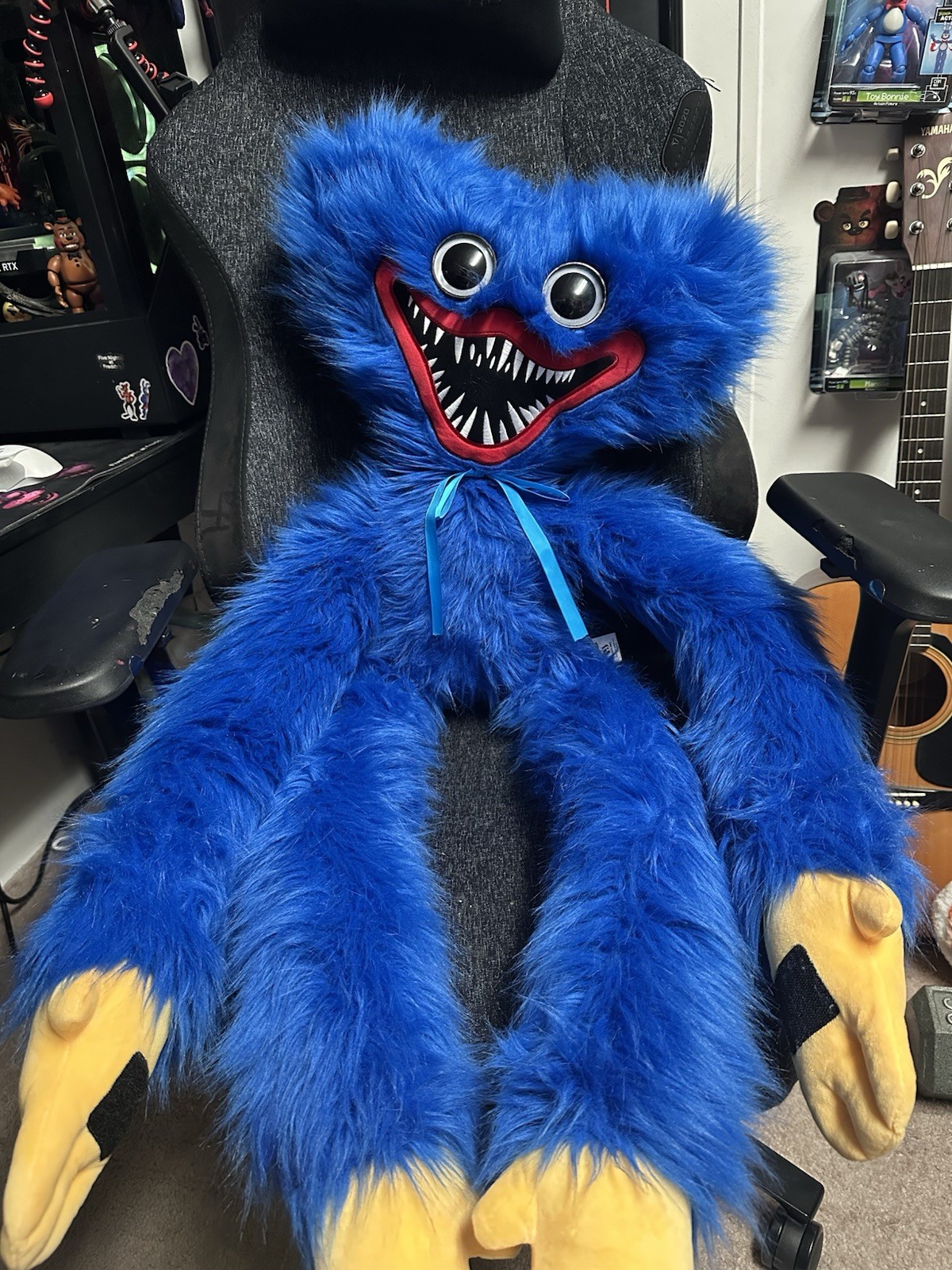 First Edition Waren James Poppy Playtime Plushie HUGE 4ft Huggy Wuggy Plush