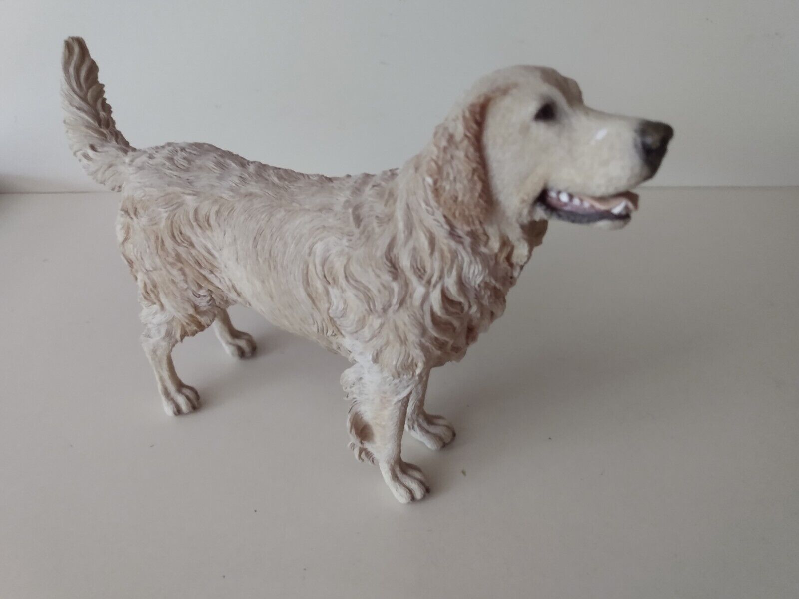 Realistic Vintage Golden Retriever Dog Figurine Beautiful Detail / Texturing