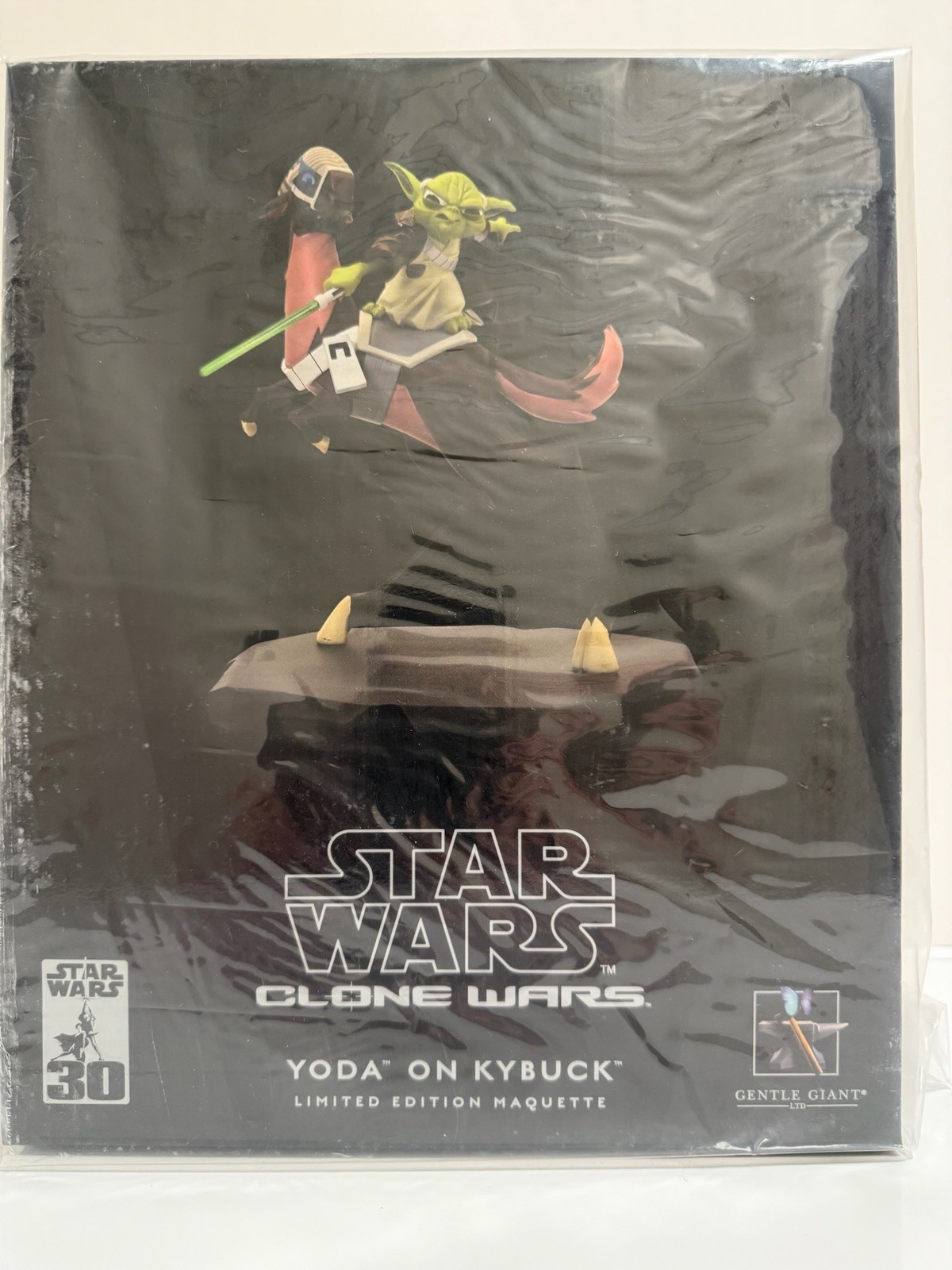 Gentle Giant Star Wars Clone Wars Yoda on Kybuck Ltd Edition Maquette 1168/3500