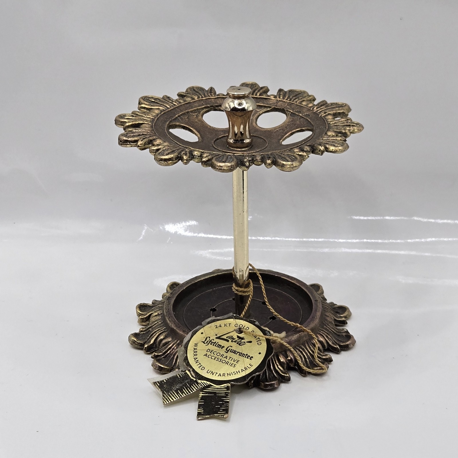 VTG RARE Lantre Toothbrush Holder 24 kt Gold Plated Finish Untarnishable 4 VTG RARE Lantre Toothbrush Holder 24 kt Gold Plated Finish Untarnishable 4
