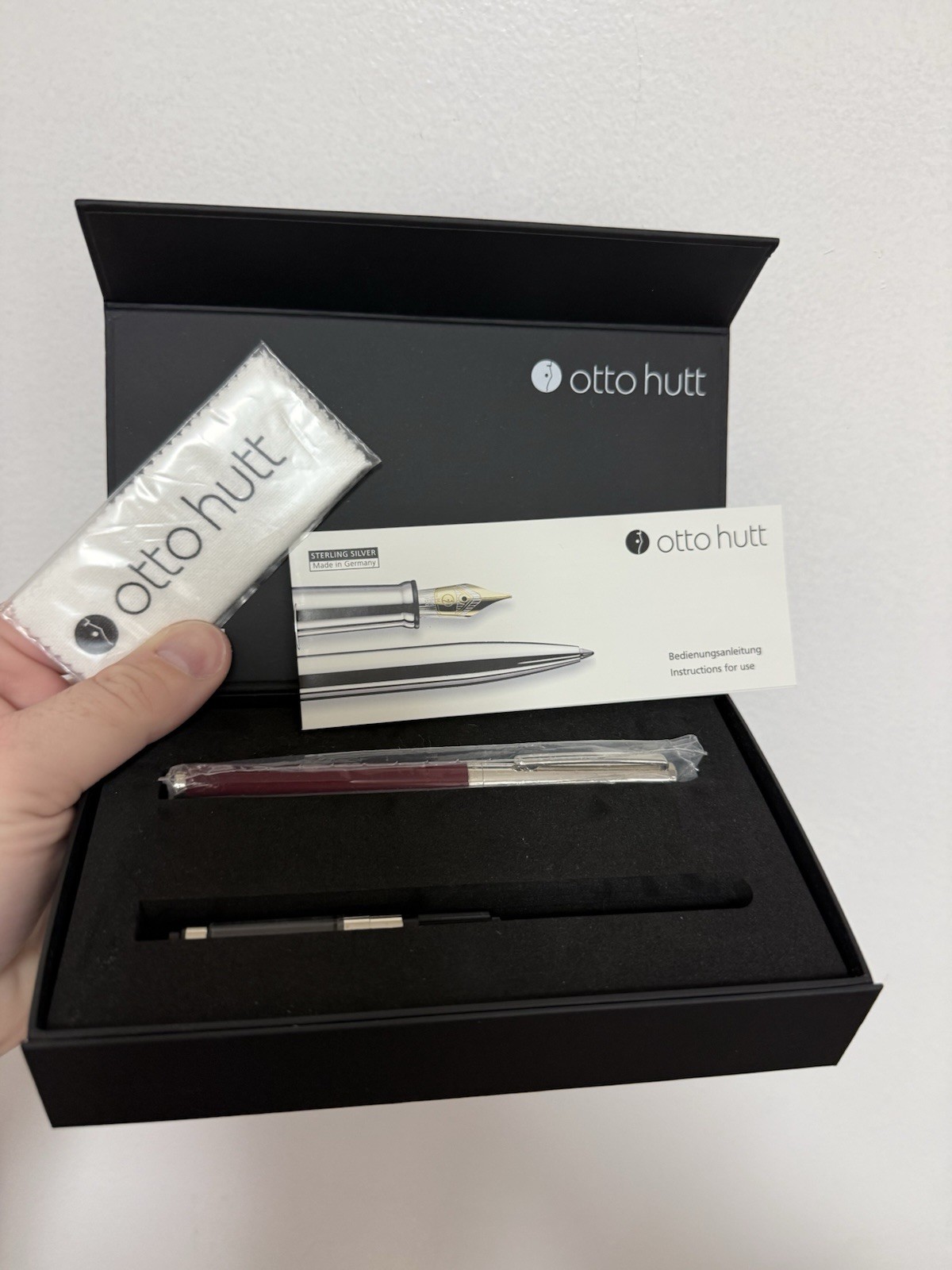 Otto Hutt Design01 Dark Red Burgundy German Fountain Pen Sterling Silver M Nib