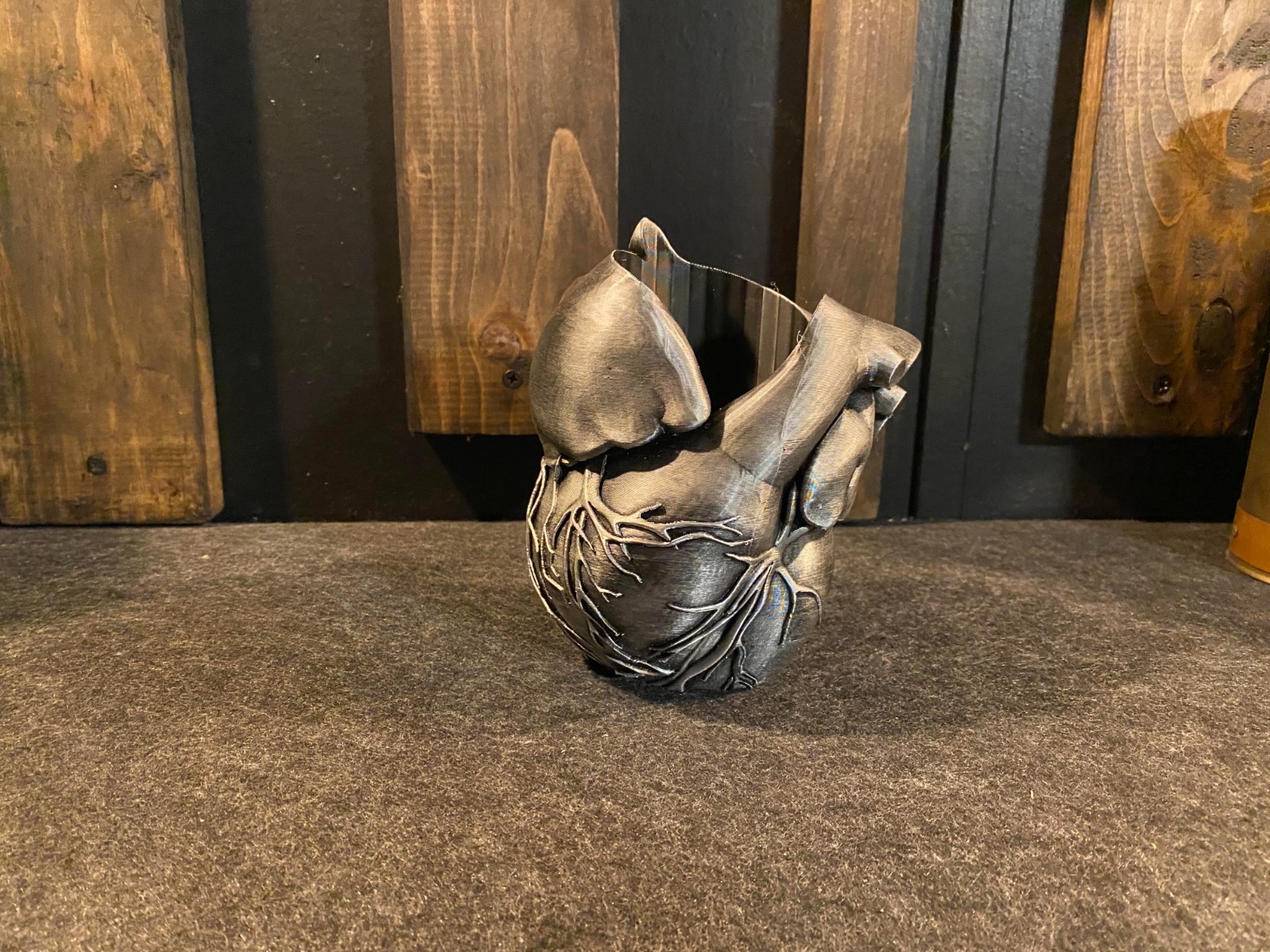 Vintage style Detailed Heart Flower Pot Planter Pencil Cup
