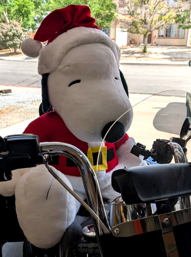 Vintage Jumbo Peanuts Snoopy Santa Claus Plush 42