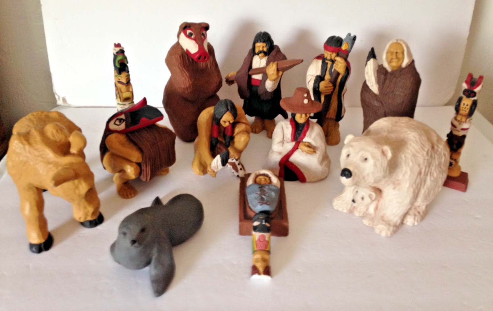 Vintage NOVA-5 Inc Native Alaskan Nativity Set 14 Pc Handmade & Painted  Signed