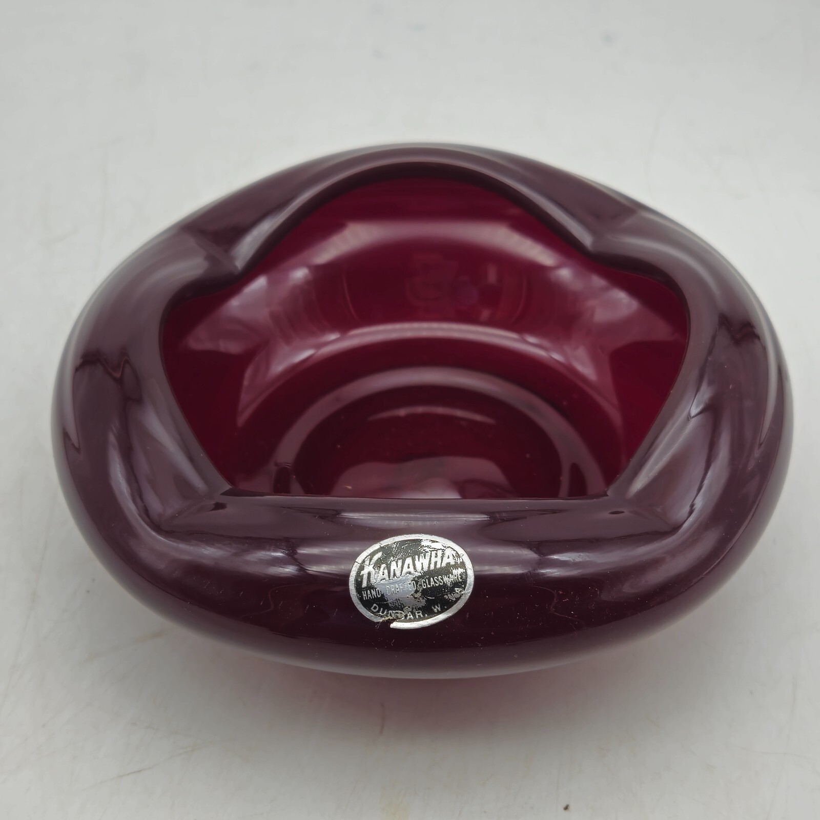 Vintage Kanawha Glass Cigar Ashtray Bowl Dish Blood Ruby Red 7\