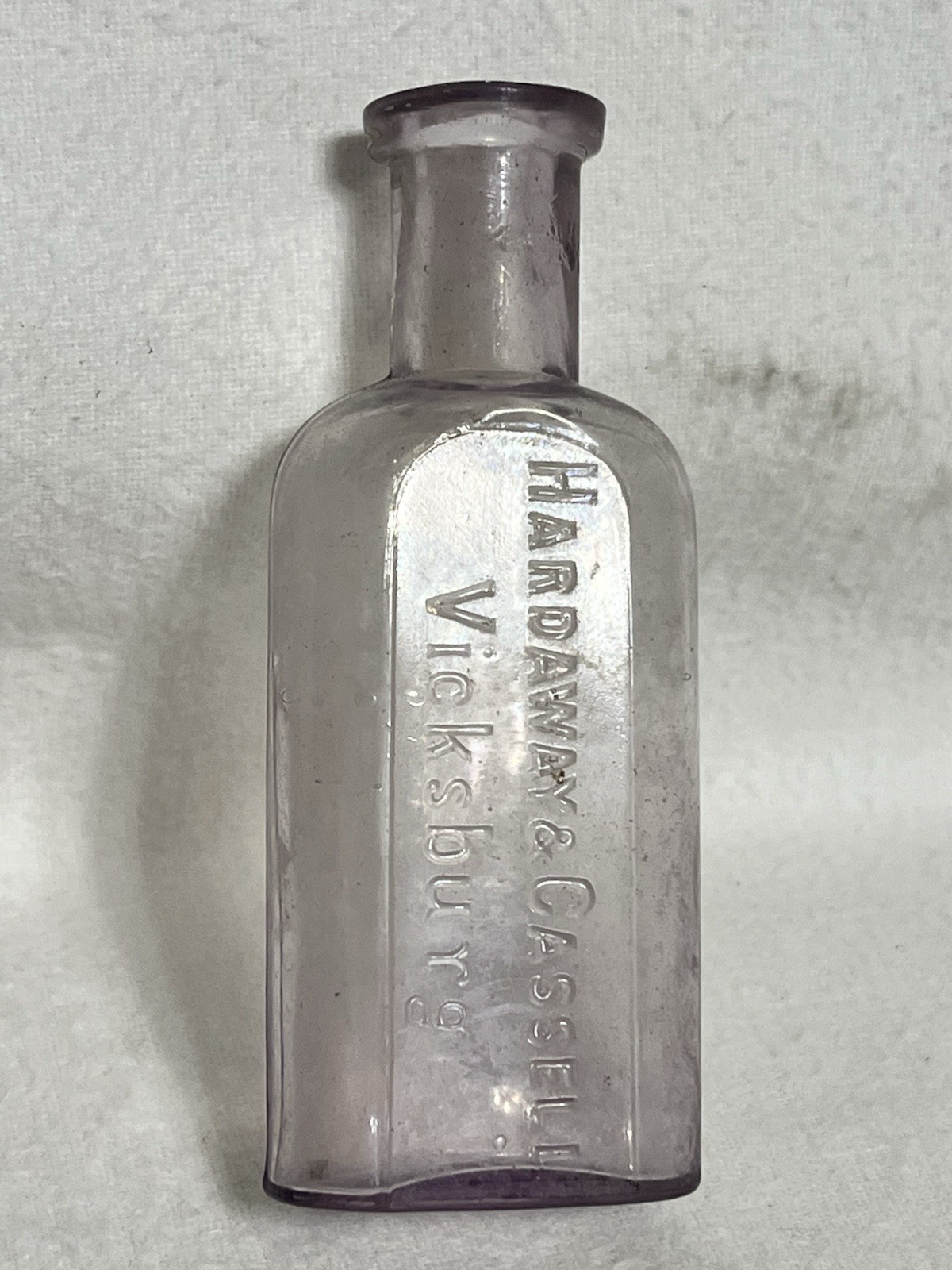HARDAWAY & CASSELL VICKSBURG MISSISSIPPI MEDICINE BOTTLE cure liniment jug token