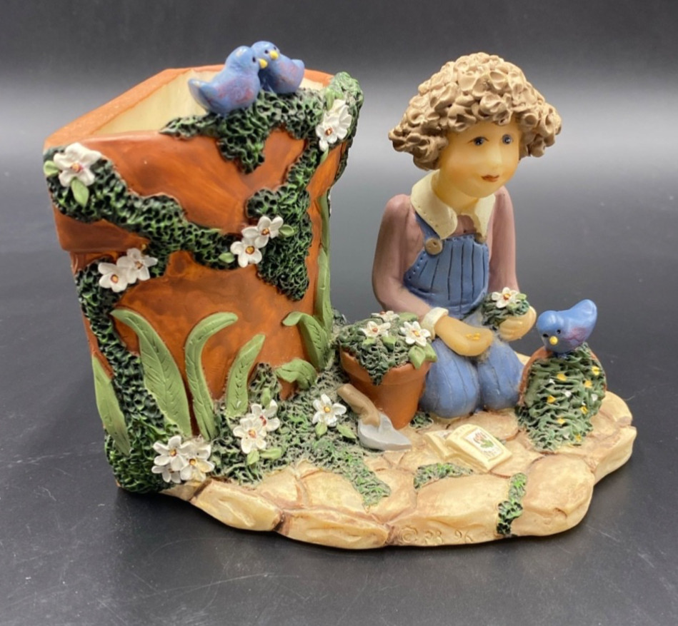 Vtg. 1990\'s Penny Buttons Resin Planter/Bookend \