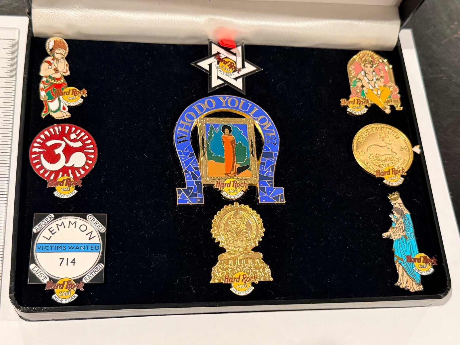 Hard Rock Cafe New York God Wall 9 Pin Boxed Set 2002 Ganesha Buddha Om HRC