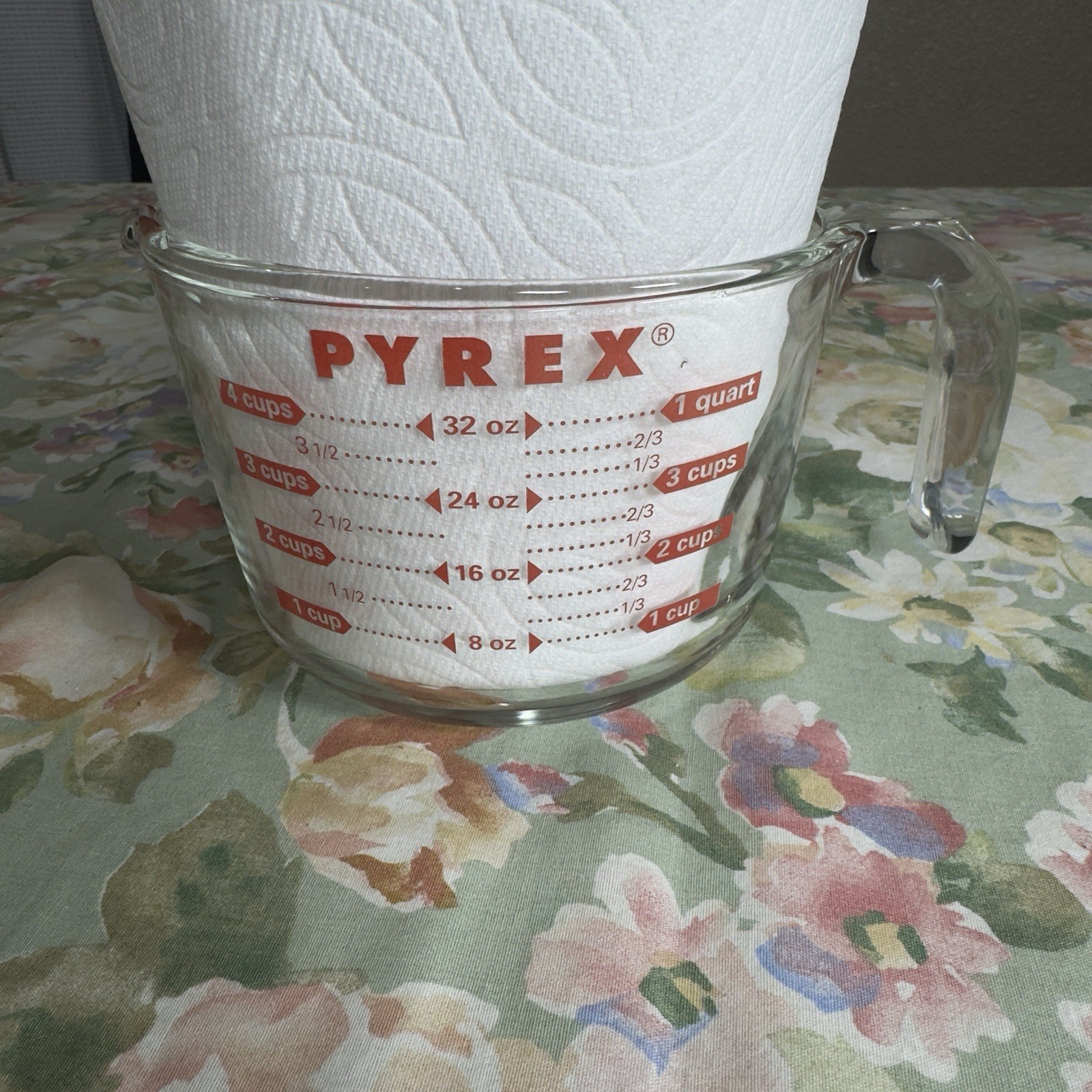 VINTAGE PYREX 4-Cup Measuring Cup 1 Qt 1000ML Red Letter Glass J-Handle Made USA