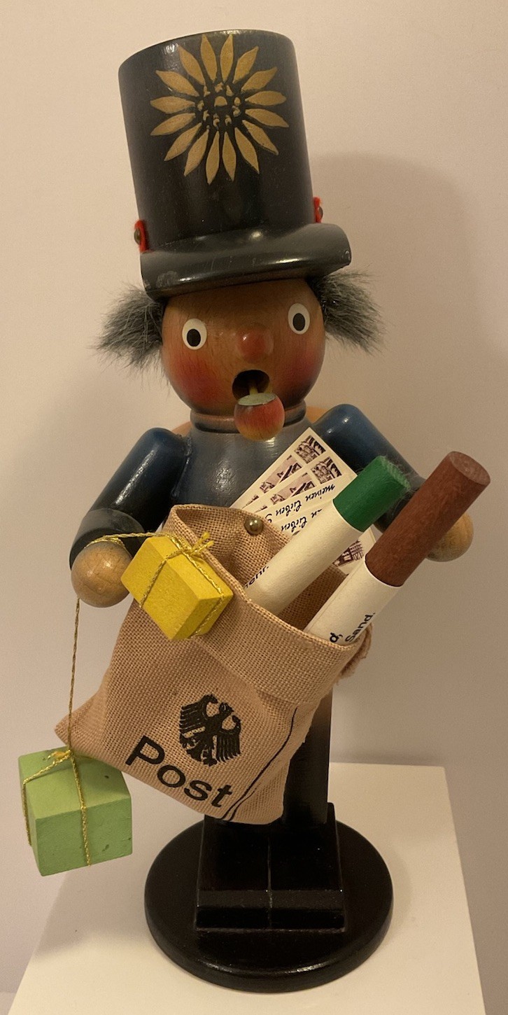 VINTAGE RARE GERMANY STEINBACH SMOKER POSTMAN MAIL MAN WOOD W/ ORIGINAL LABEL
