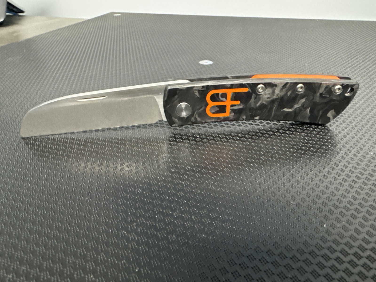 Brian Fellhoelter Carbon Fiber Slip Knife Brian Fellhoelter Carbon Fiber Slip Knife