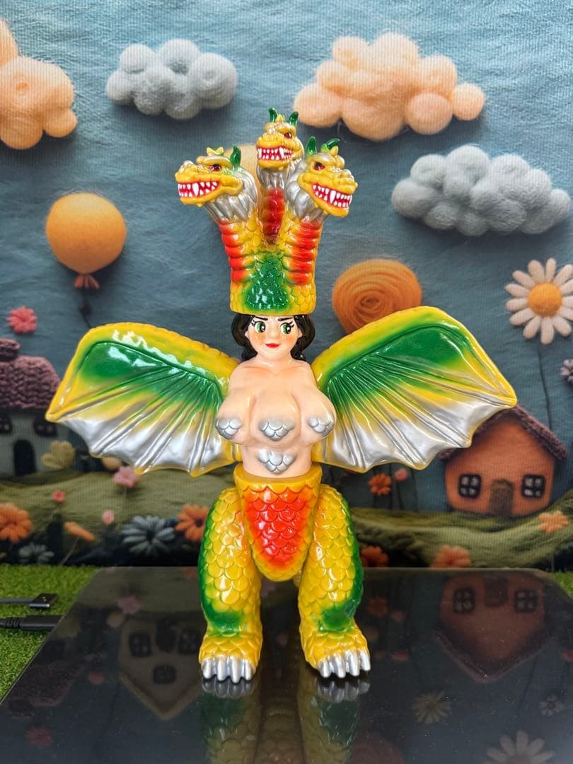 Studio ookii Queen 3 Dora Large Monster Soft Vinyl Figure 30cm From Japan