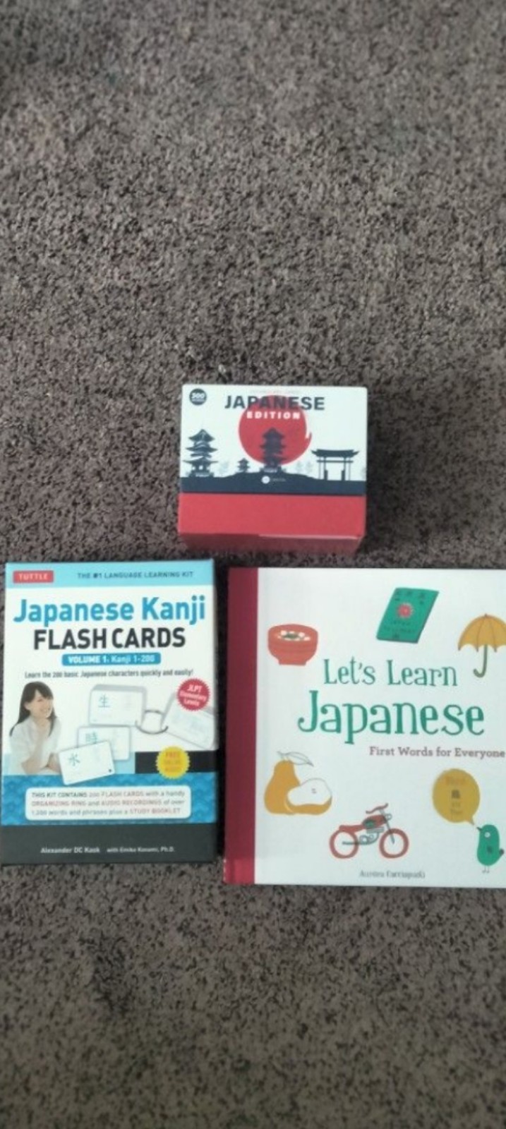 Basic Japanese : Learn to Speak Japanese with flashcards and story book