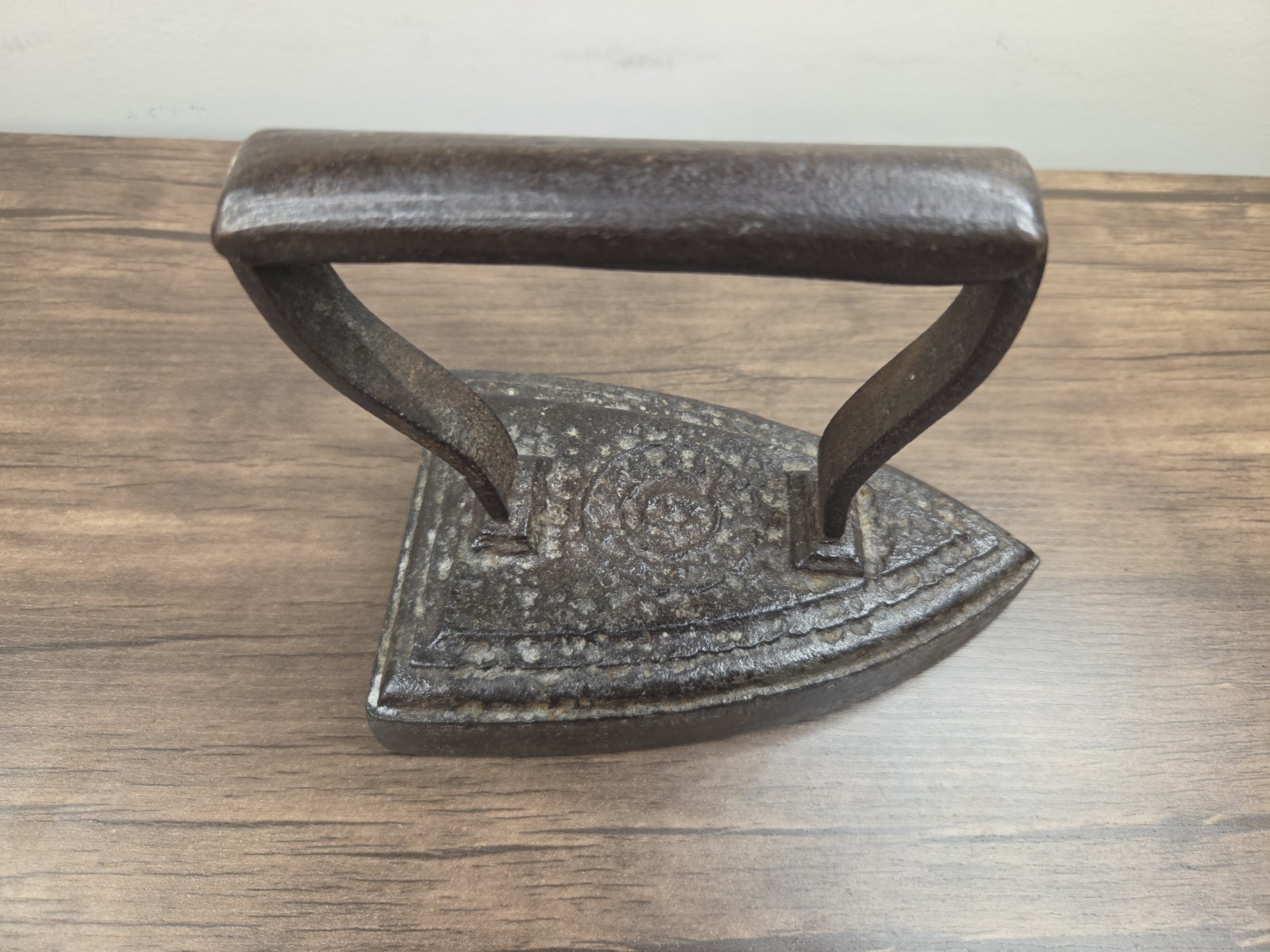 Antique Cast Iron Iron